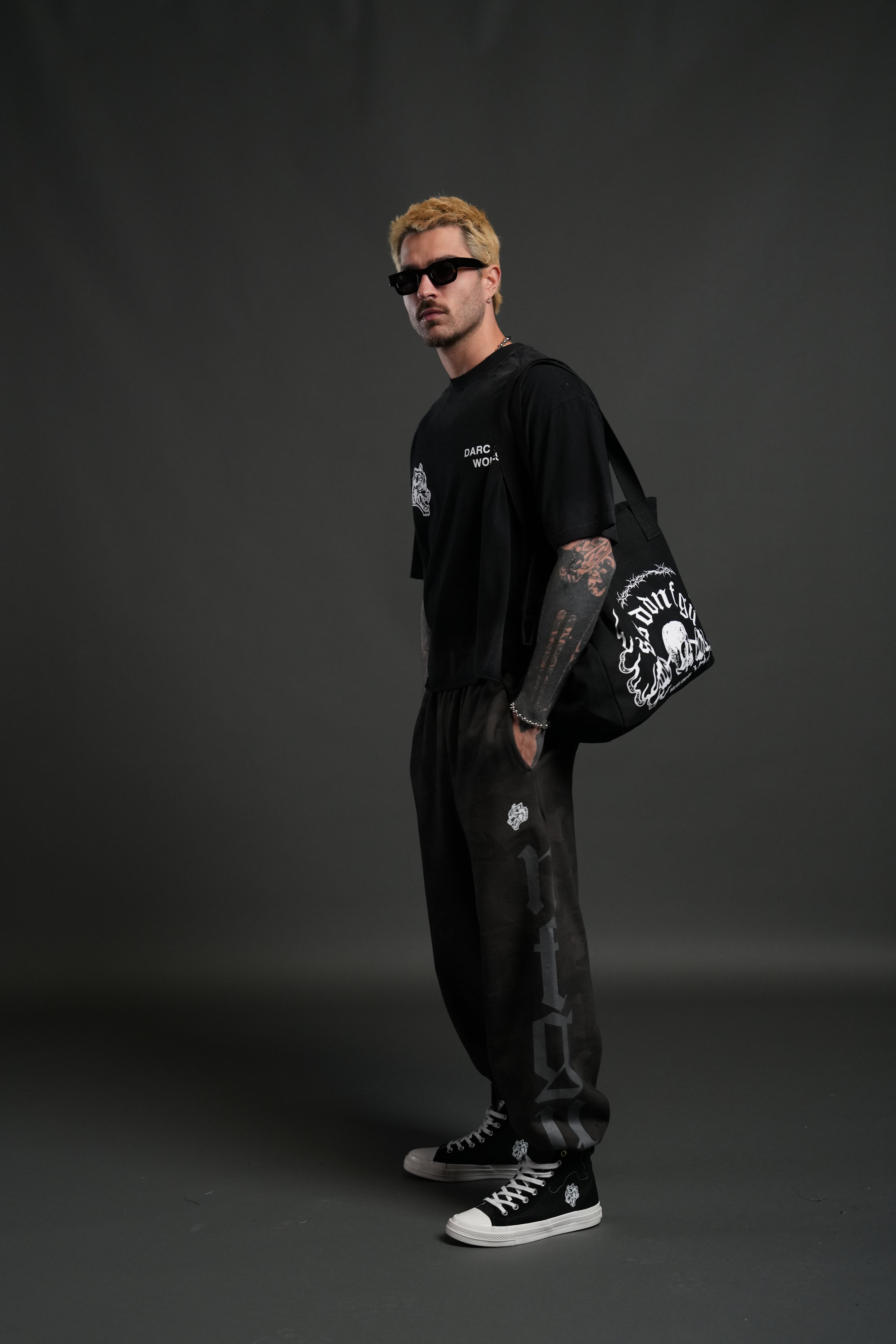 Hannya Inferno Canvas Tote in Black