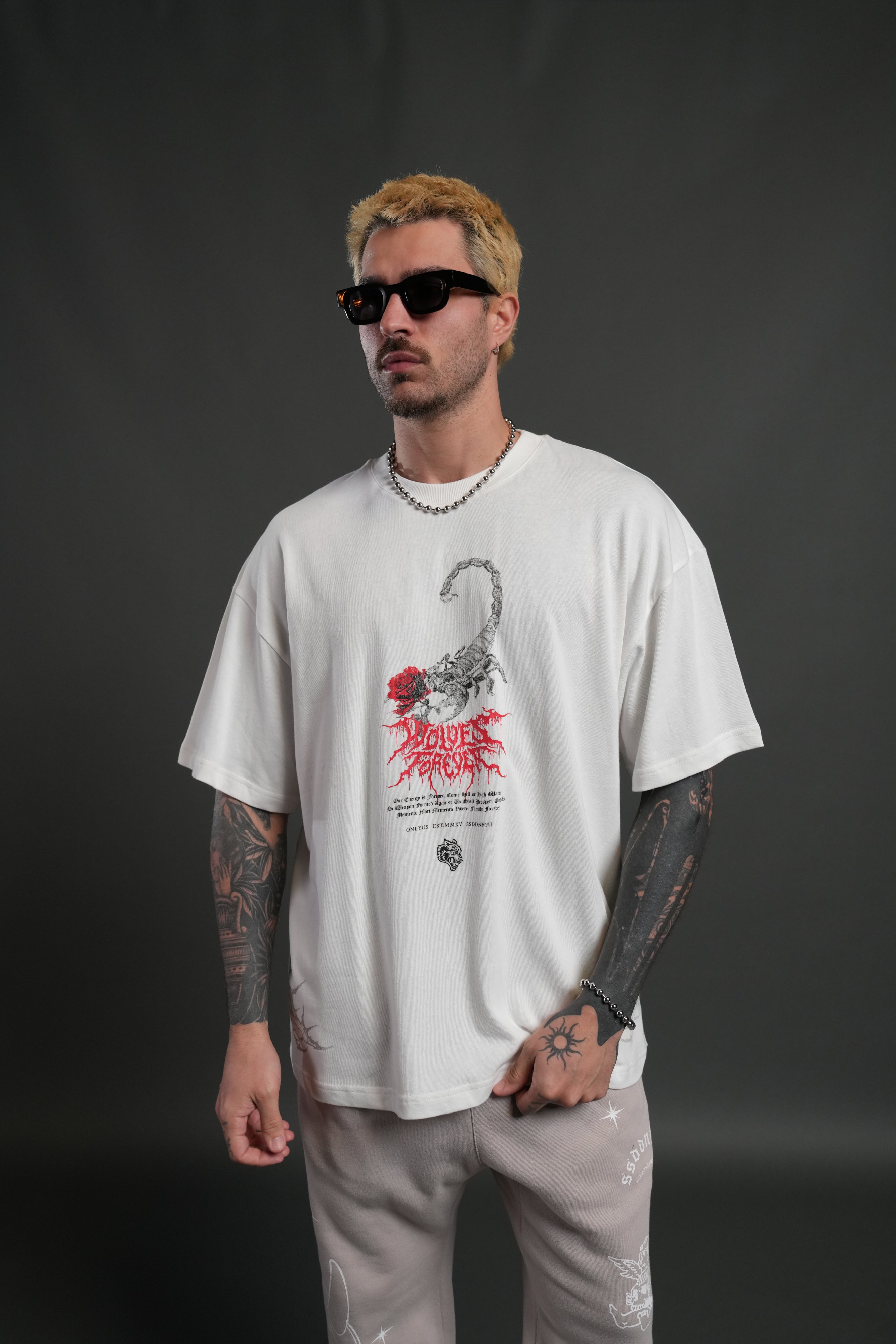 Scorpion Thorns "Premium" Oversized Tee in Cream
