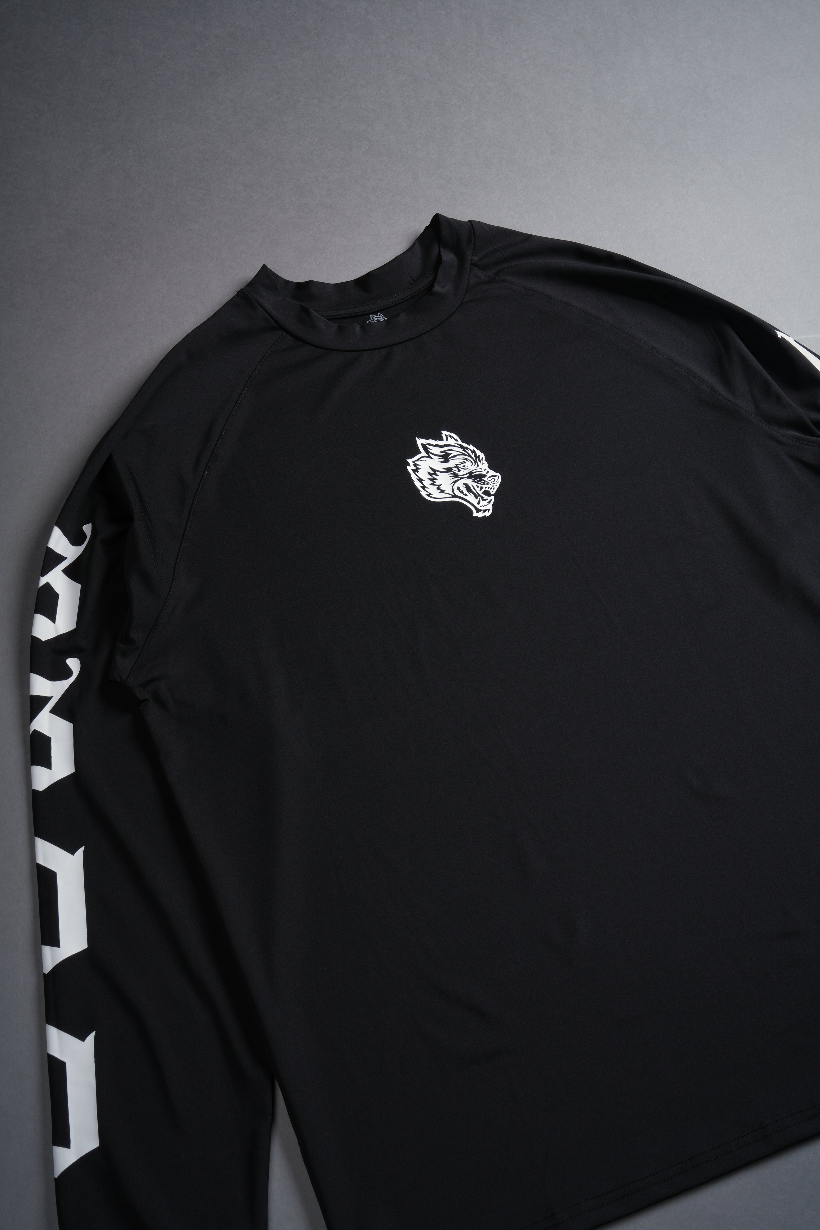SSDDNFGU "Dry Wolf" L/S Raglan Tee in Black