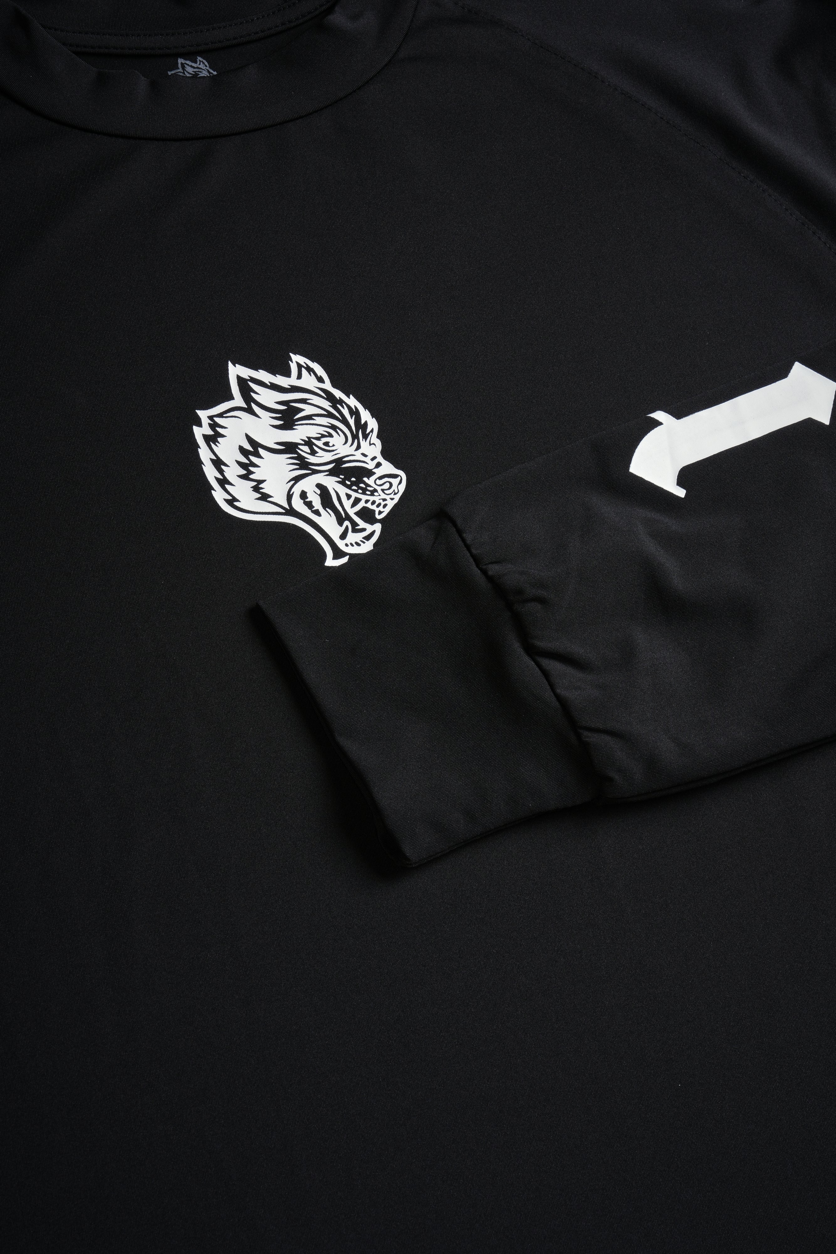 SSDDNFGU "Dry Wolf" L/S Raglan Tee in Black