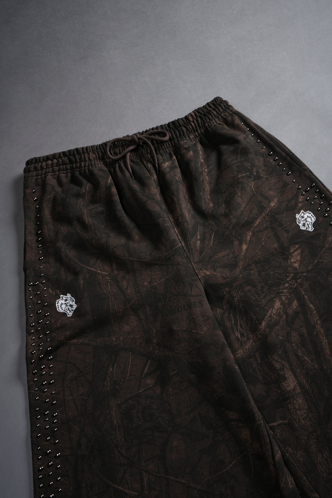 Dual Wolf Stud Grunge Oversized Omen Sweat Pants in Brown Driftwood Forest Camo