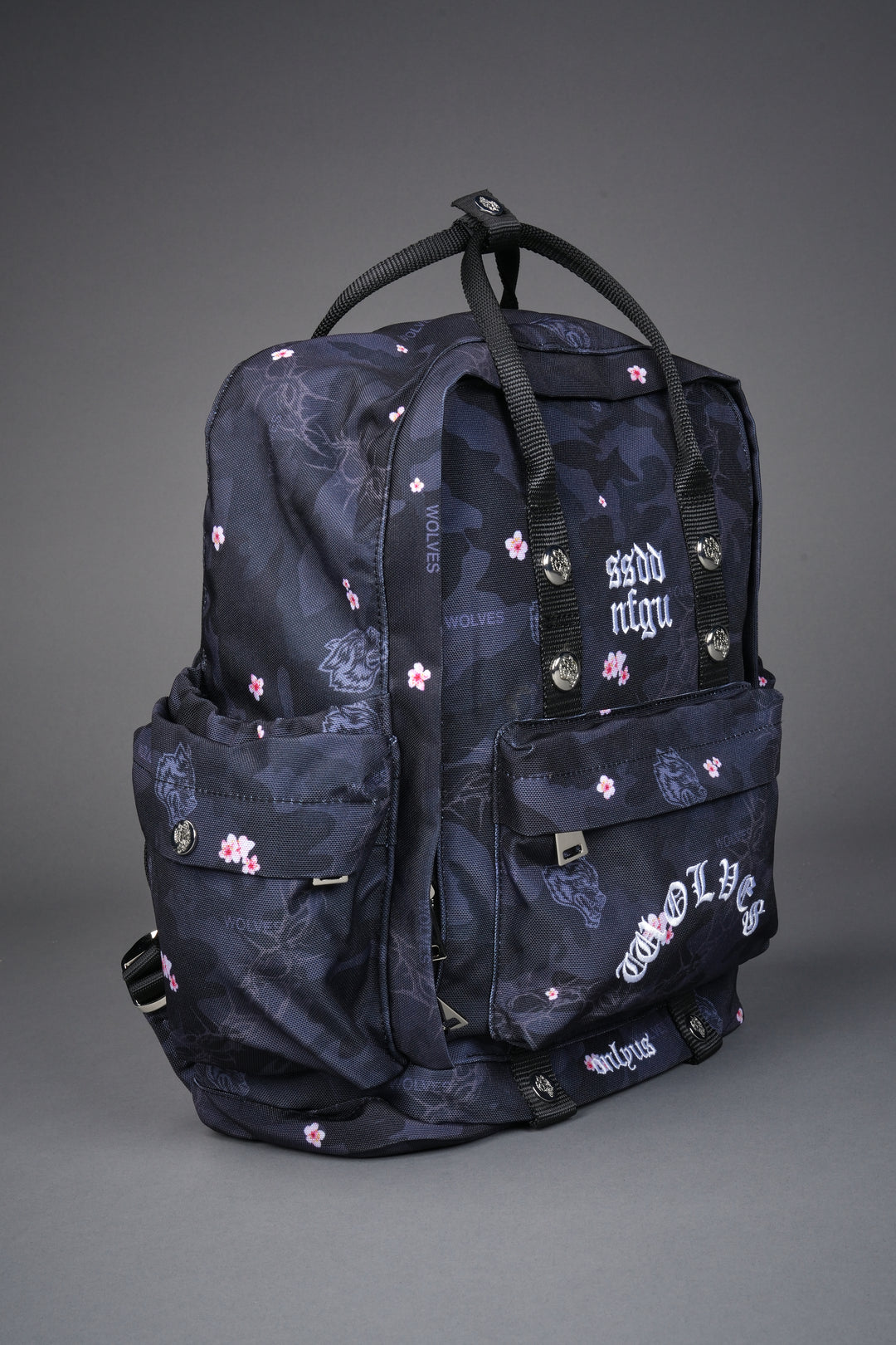 Wolves All Day Backpack in Warrior in a Garden Black Camo