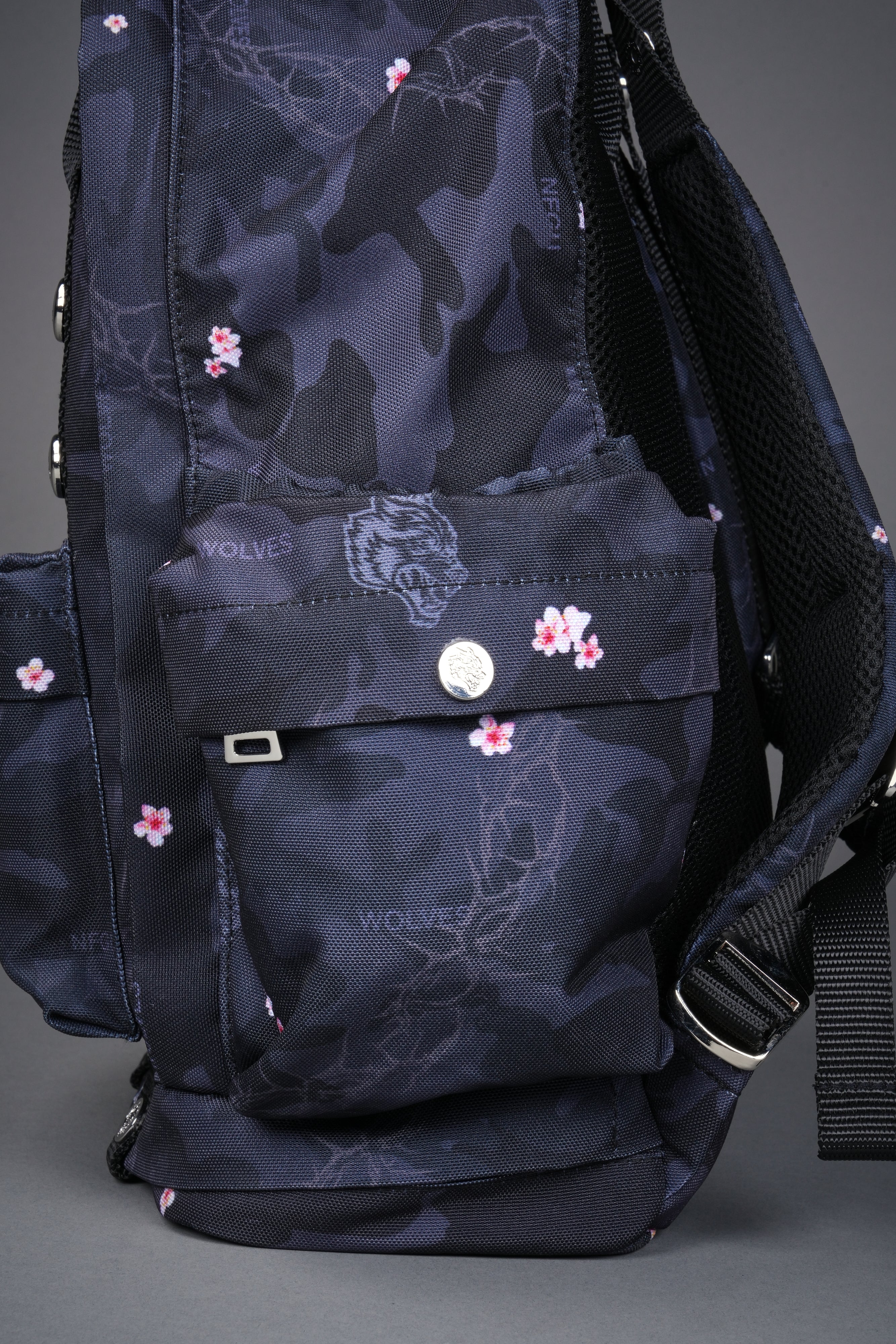 Wolves All Day Backpack in Warrior in a Garden Black Camo