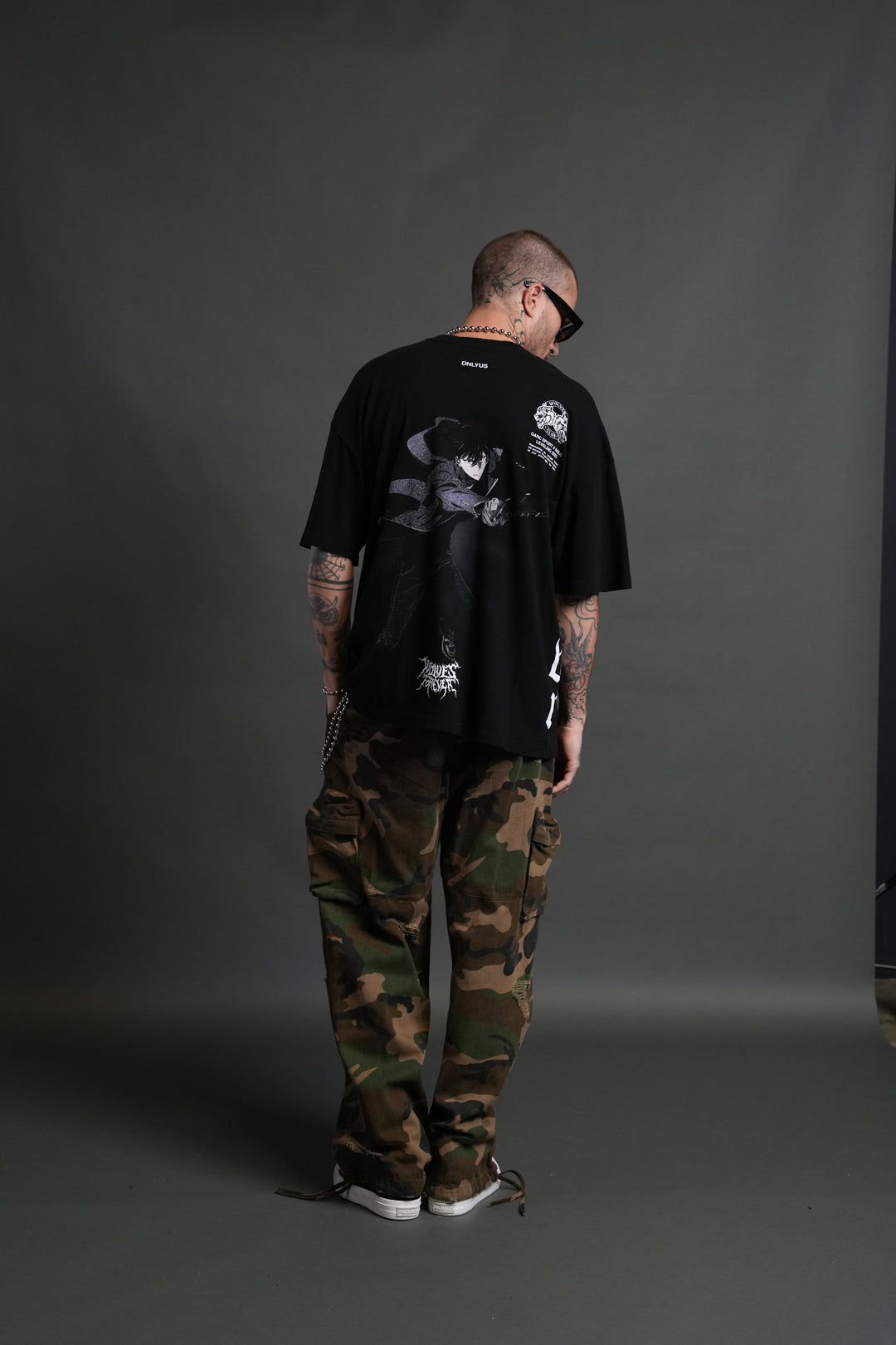 Sung Jinwoo "Side By Side" Series Premium Oversized Tee in Black