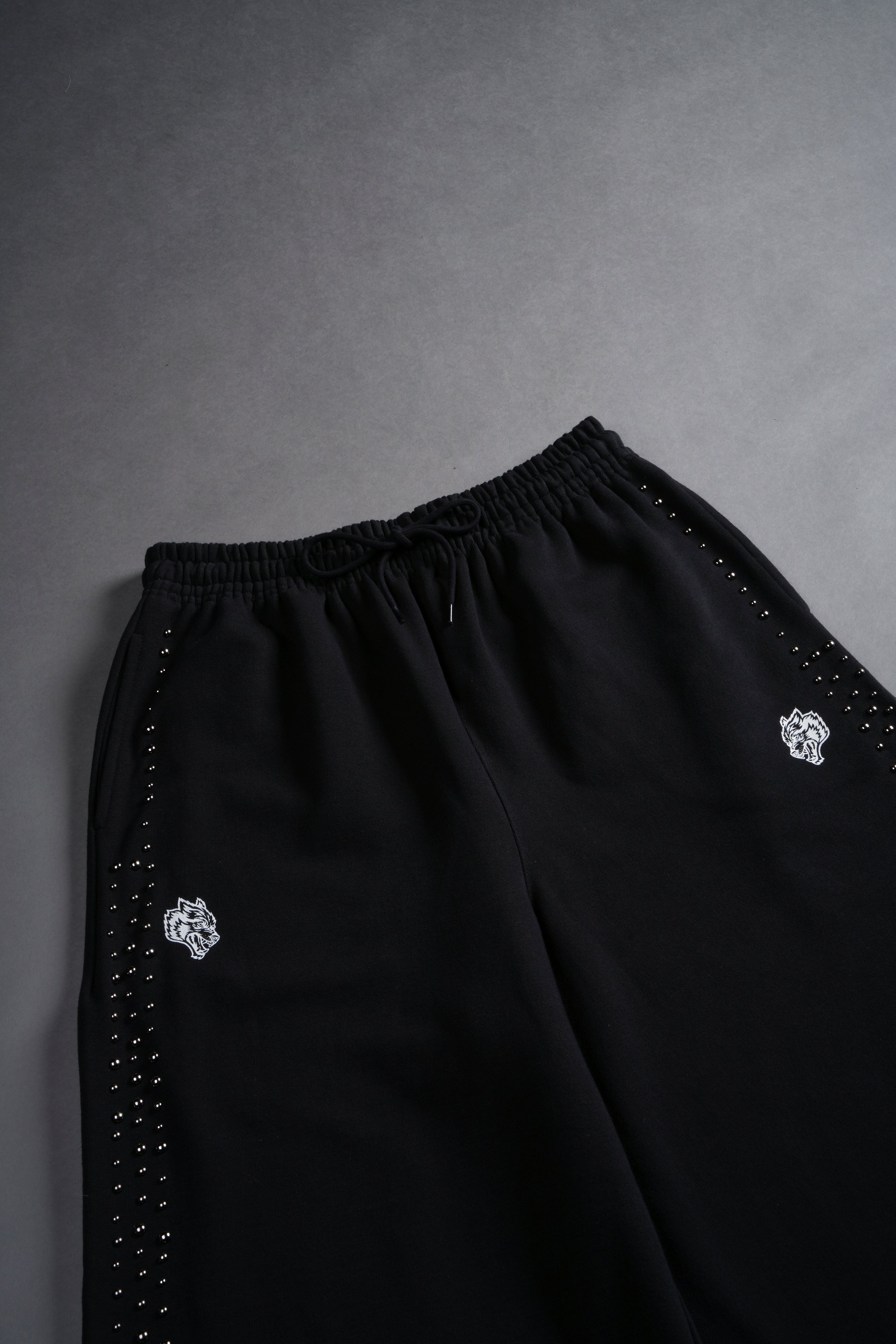 Dual Wolf Stud Grunge Oversized Omen Sweat Pants in Black