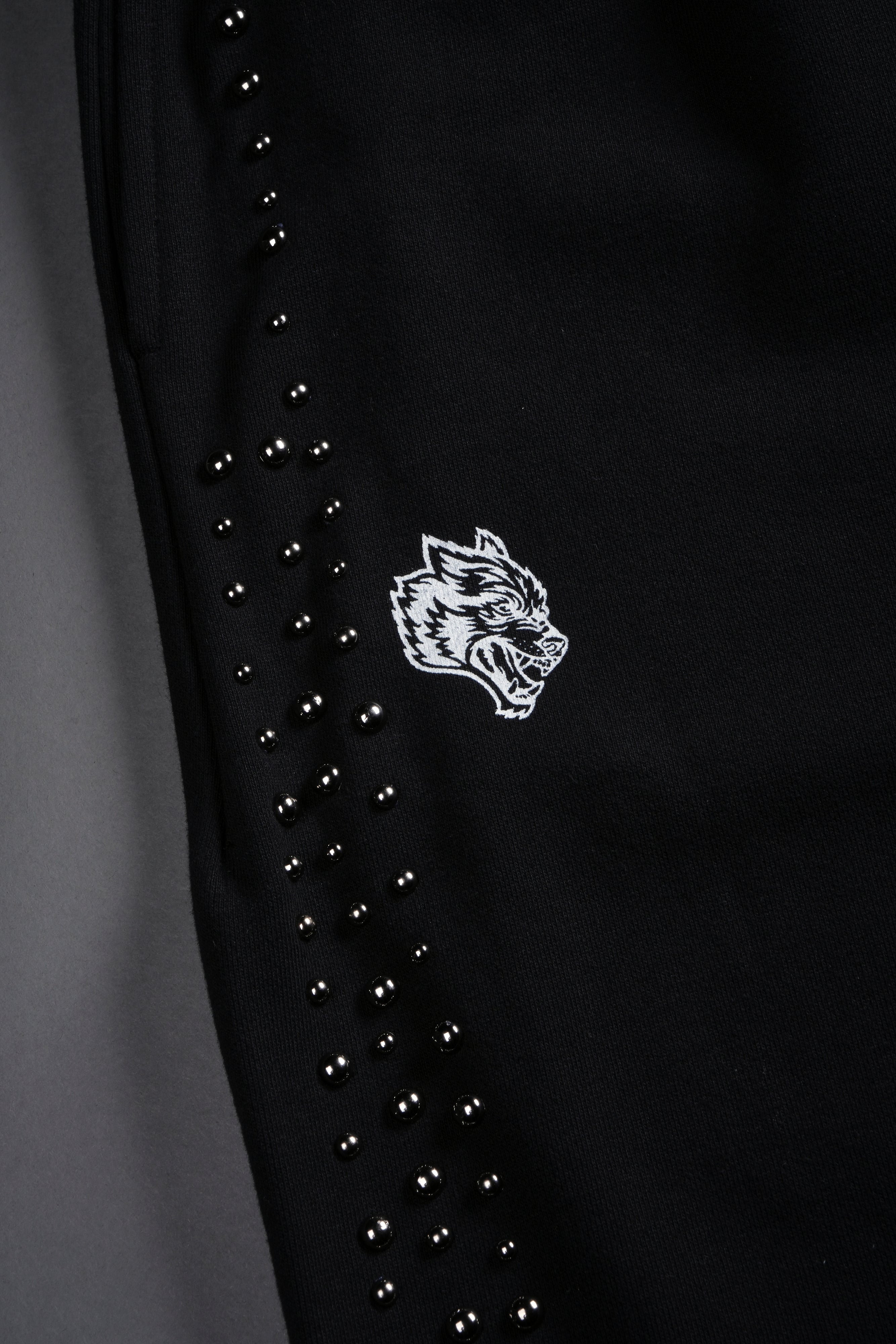 Dual Wolf Stud Grunge Oversized Omen Sweat Pants in Black