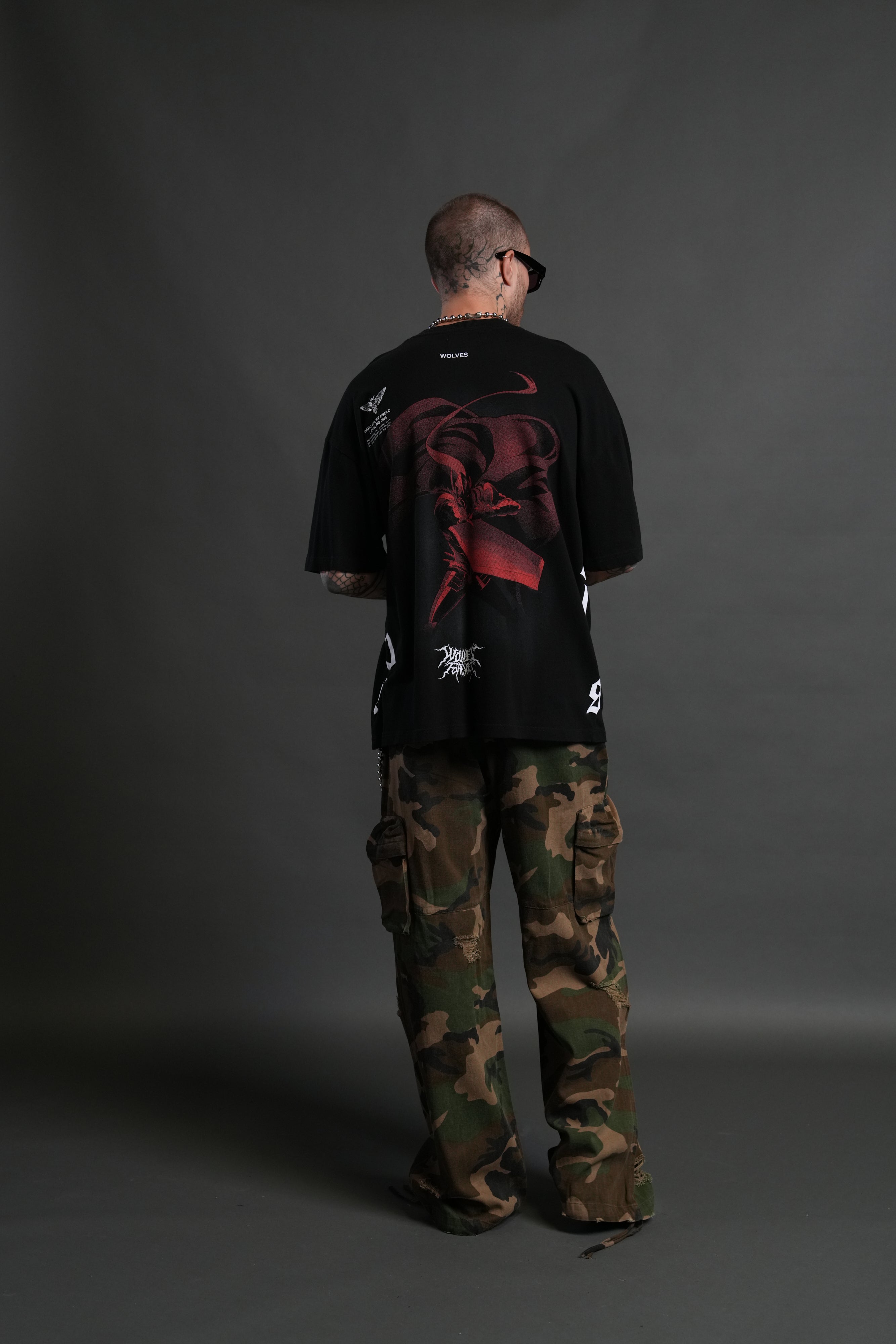 Igris "Side By Side" Series Premium Oversized Tee in Black