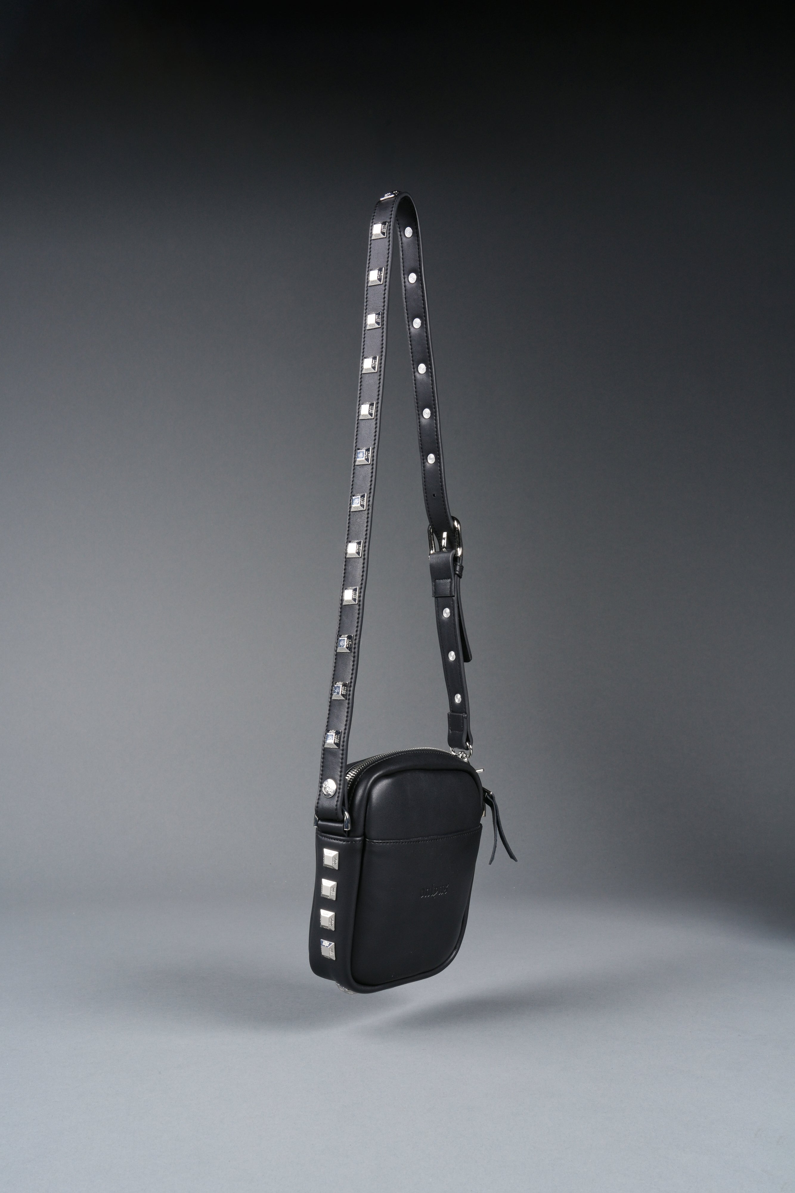 Wolves OnlyUs Slim Leather Side Bag in Black