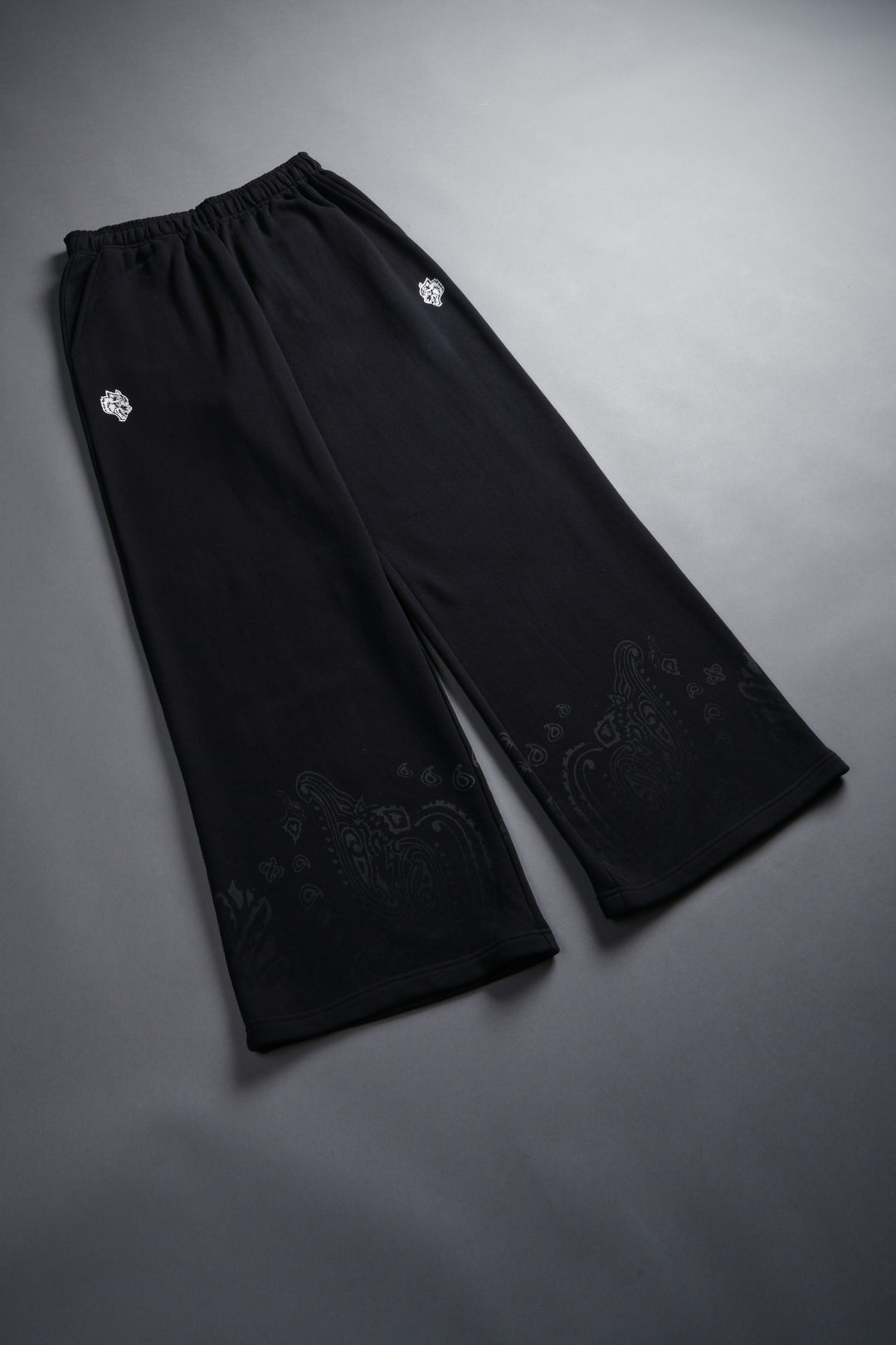 Western V2 Lennox Sweat Pants in Black