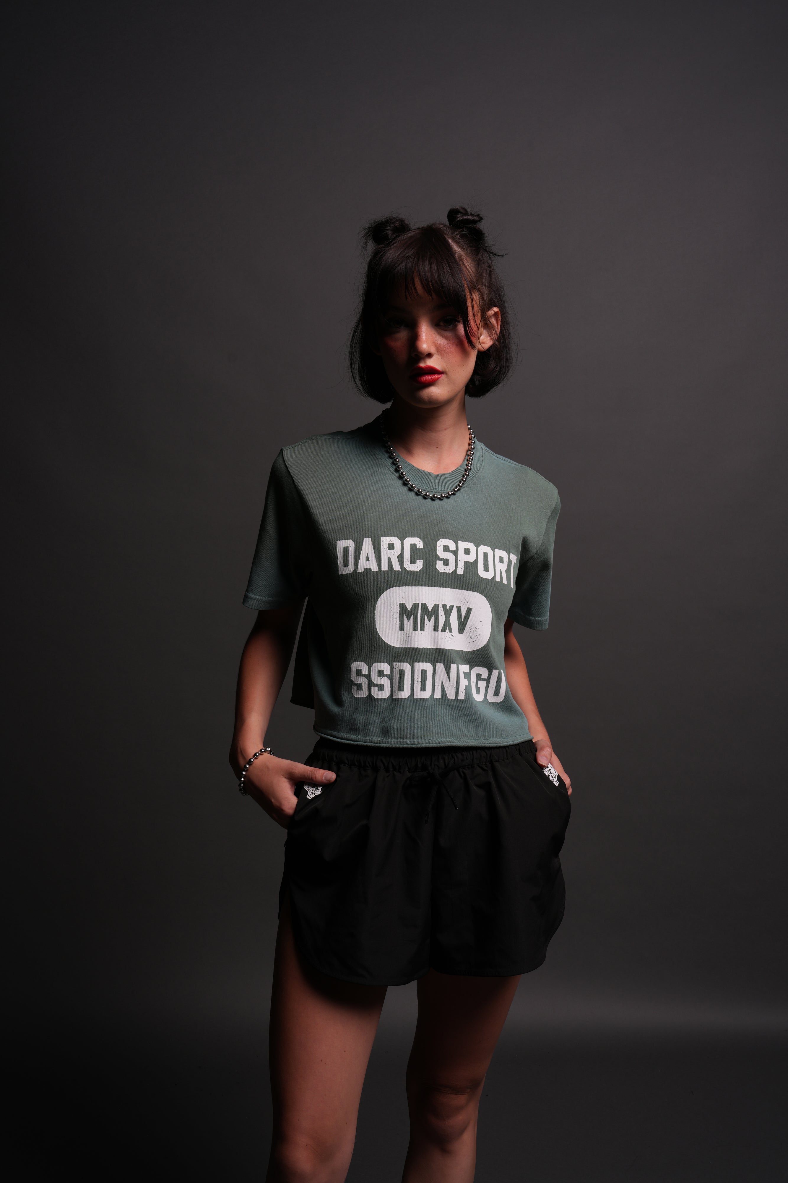 Wolves Forever "Premium" (Cropped) Tee in Hunter Green Driftwash
