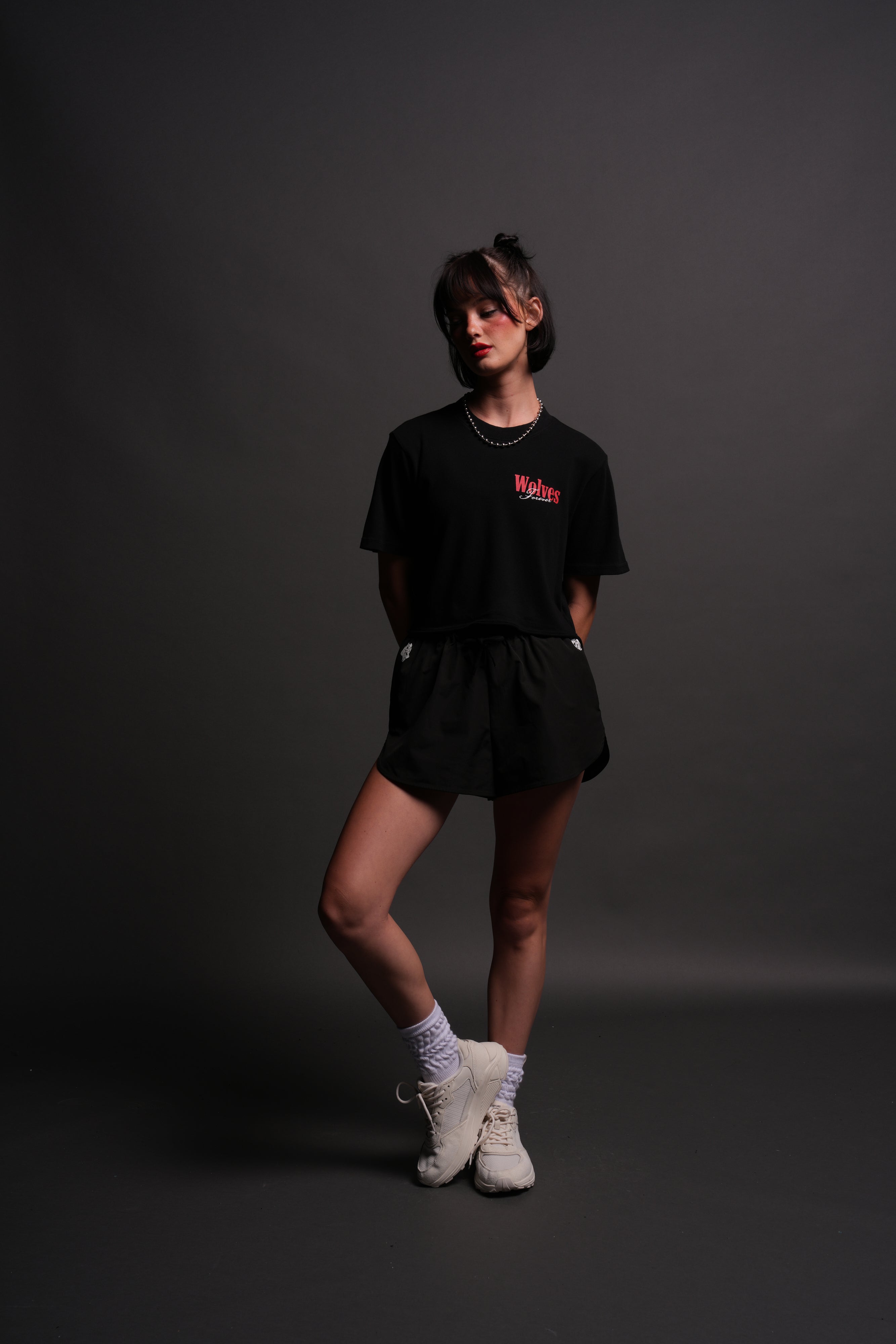 She Wlvs "Premium" (Cropped) Tee in Black