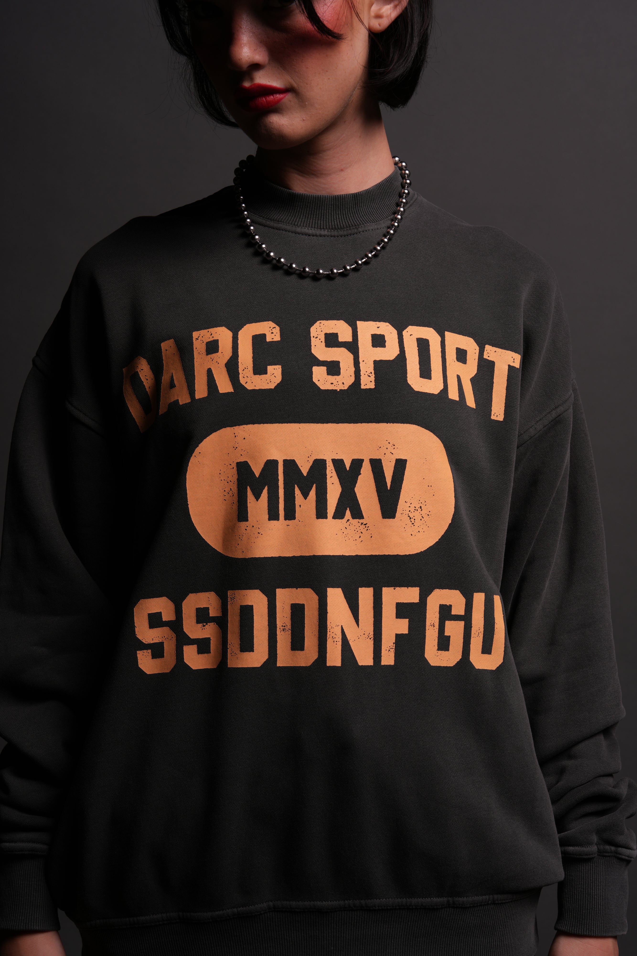 Wolves Forever London Unisex Crewneck in Wolf Gray