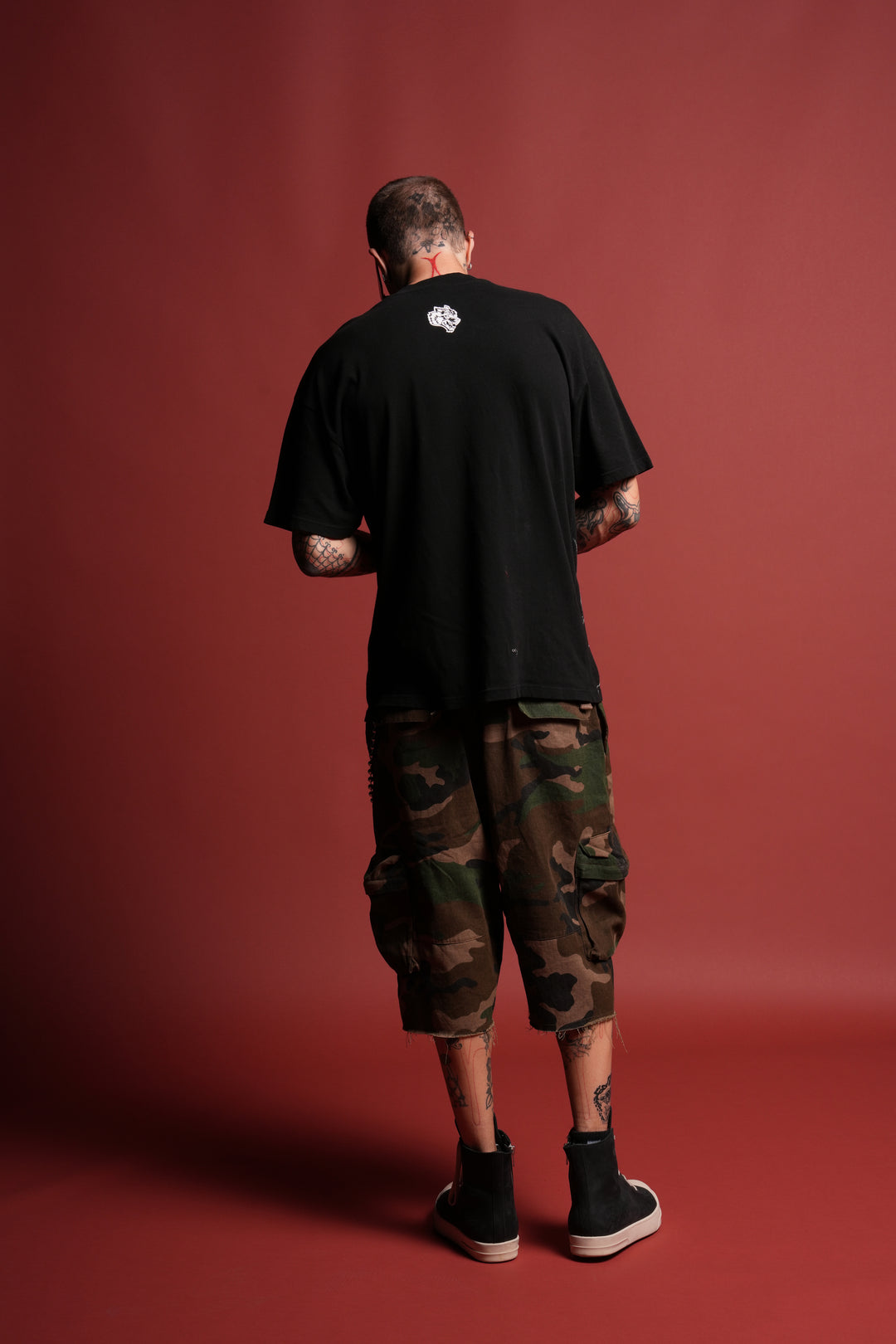 Cat Got Your Tongue Premium Oversized Tee in Black