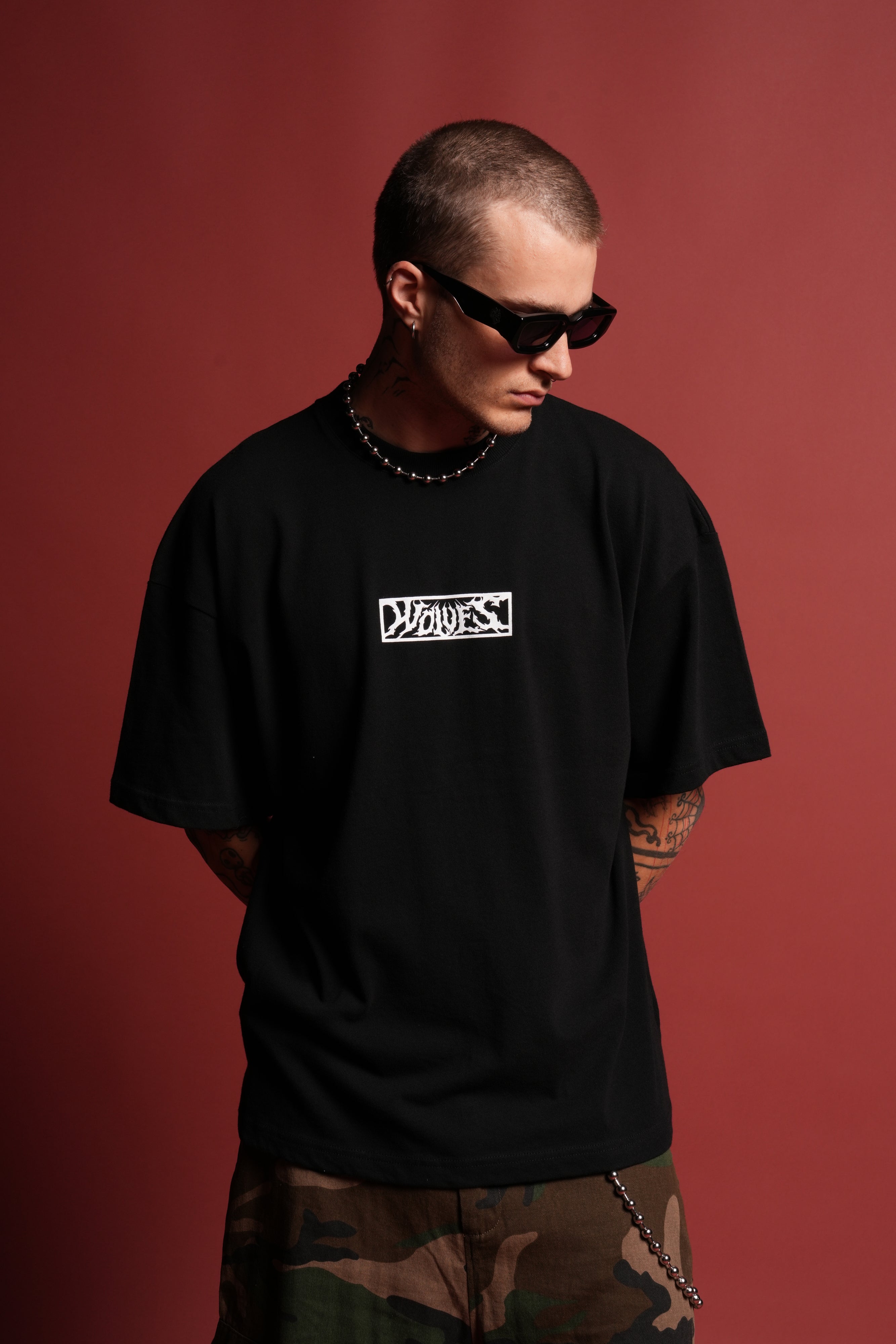 ターグ★ Dark Vigilante 1 Of 500 Premium Oversized Tee in Black – DarcSport