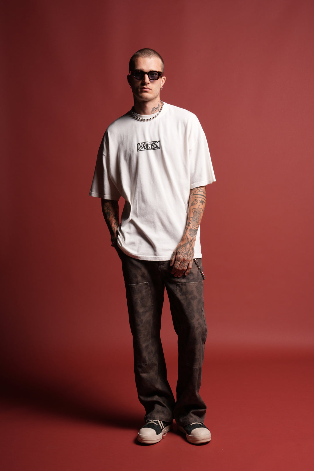 Dark Vigilante 1 Of 500 Premium Oversized Tee in Cream