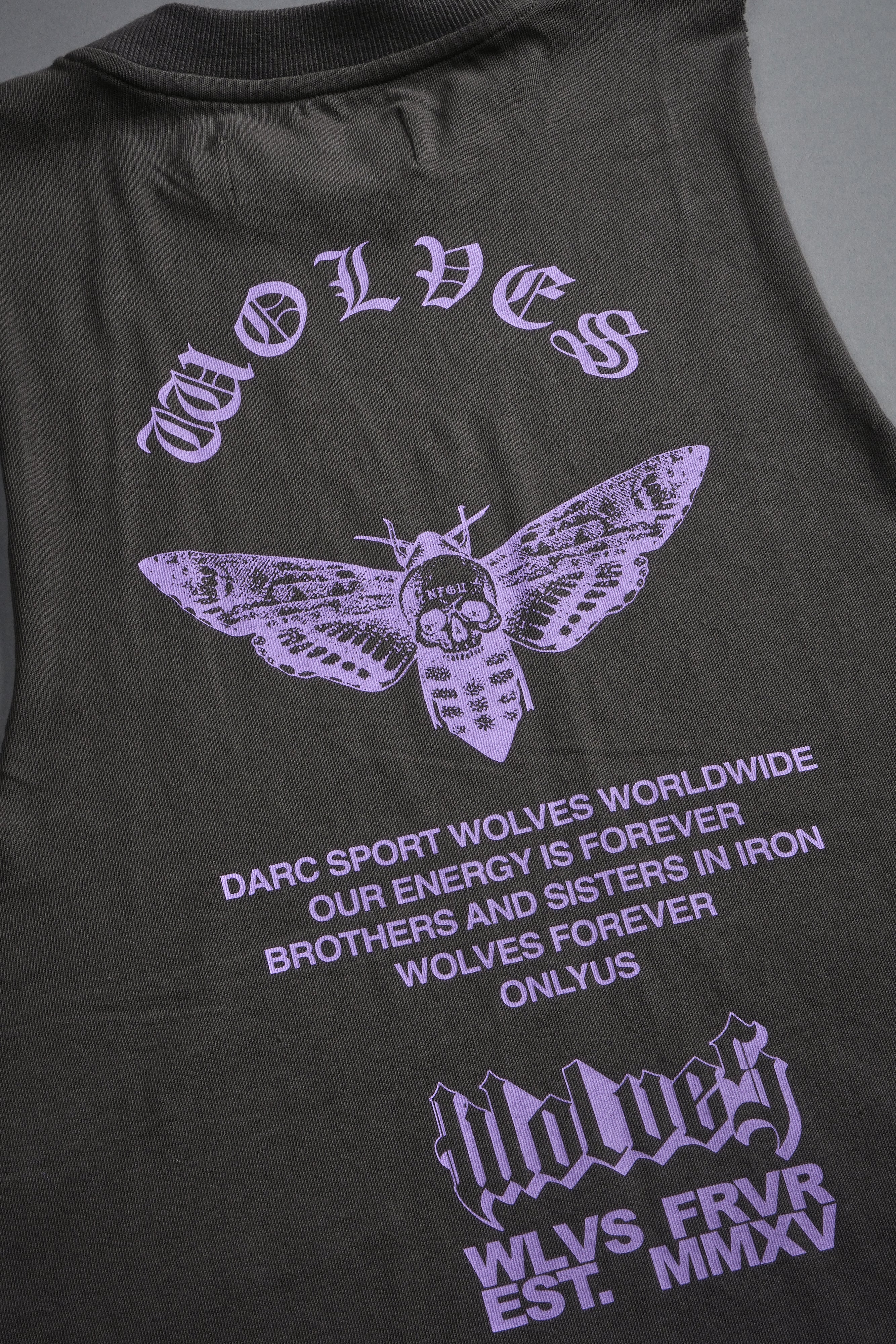 Wolves Never Back Down V2 Tommy Muscle Tee in Wolf Gray