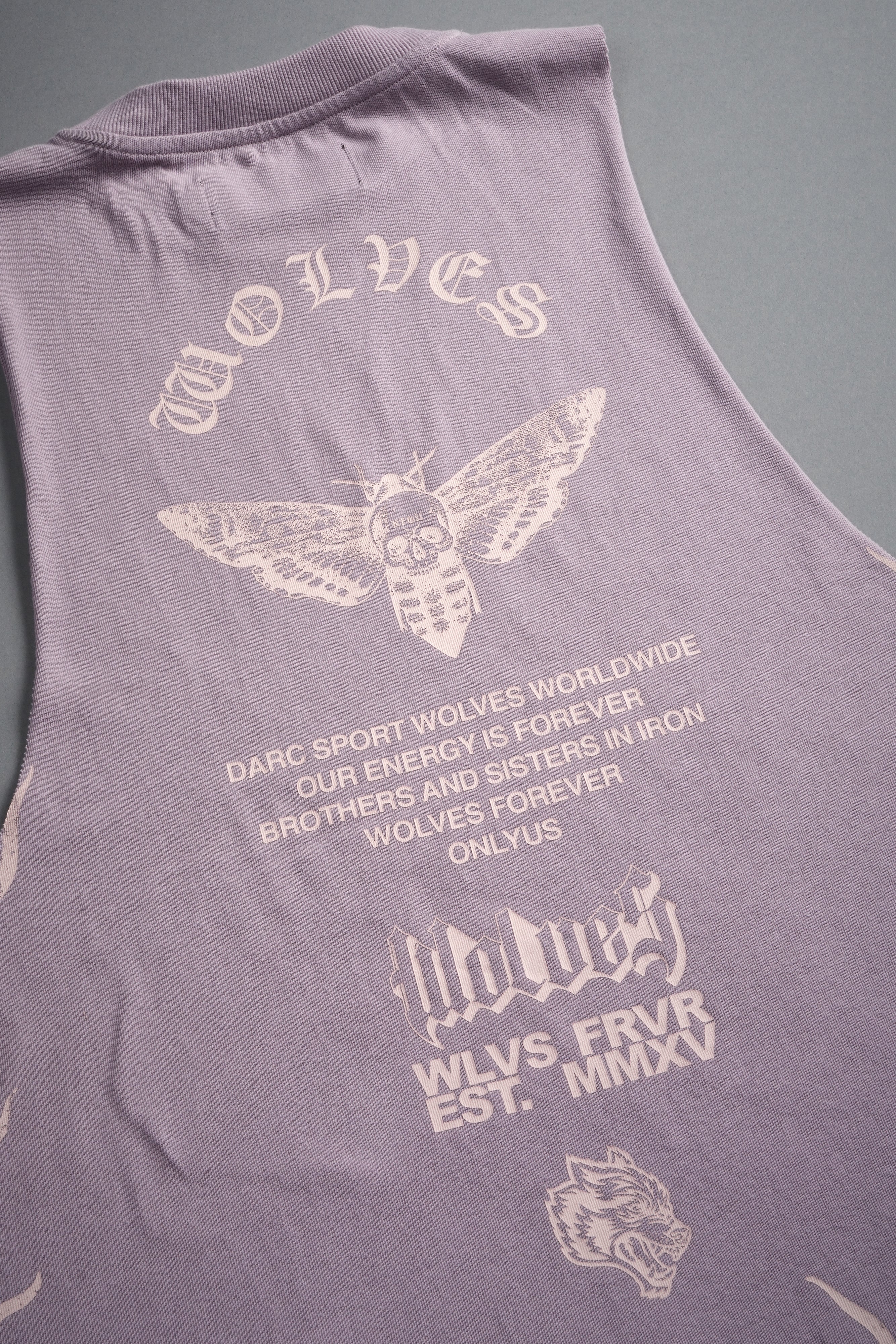 Wolves Never Back Down V2 Tommy Muscle Tee in Purple Smoke
