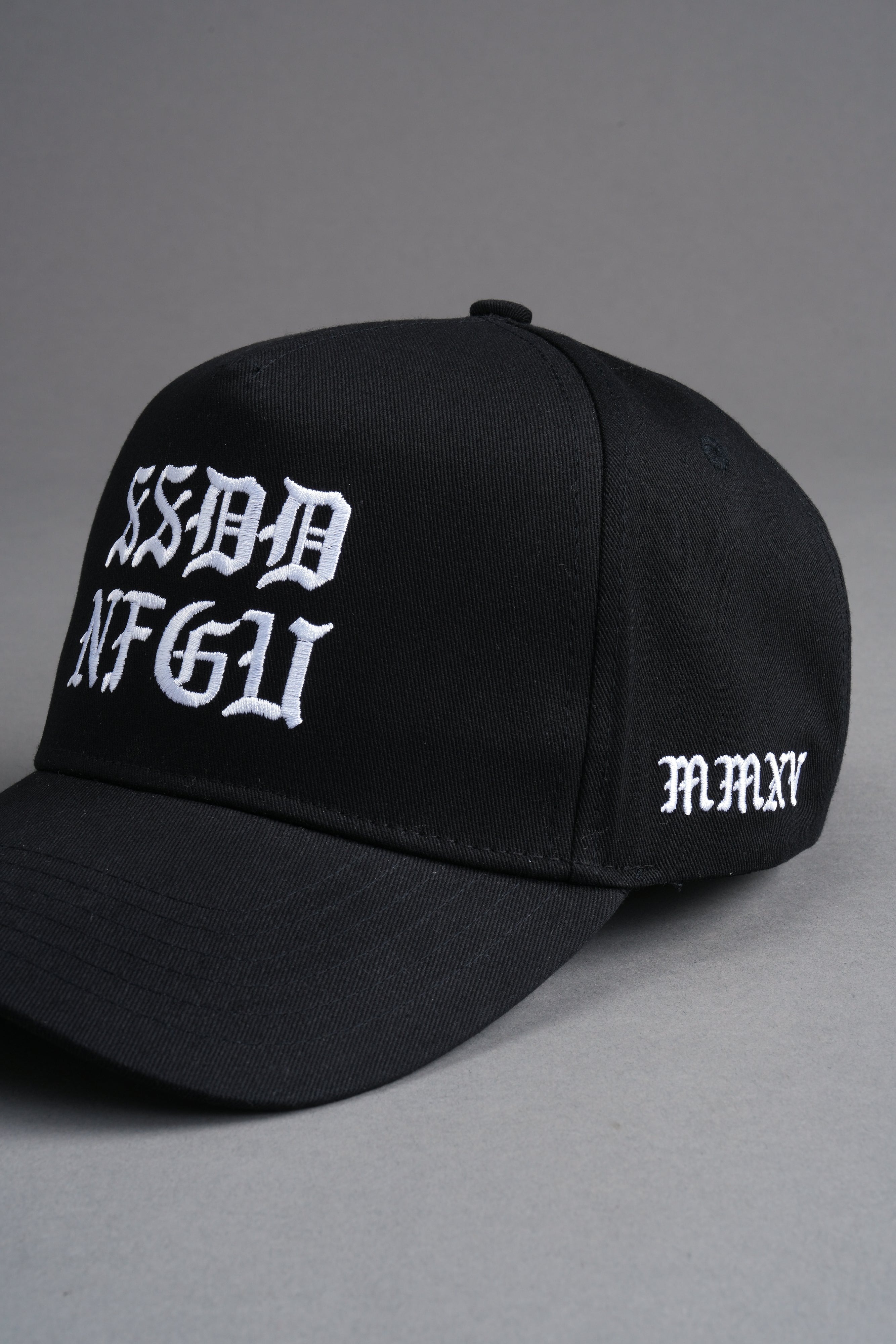 SSDD 5 Panel Hat in Black