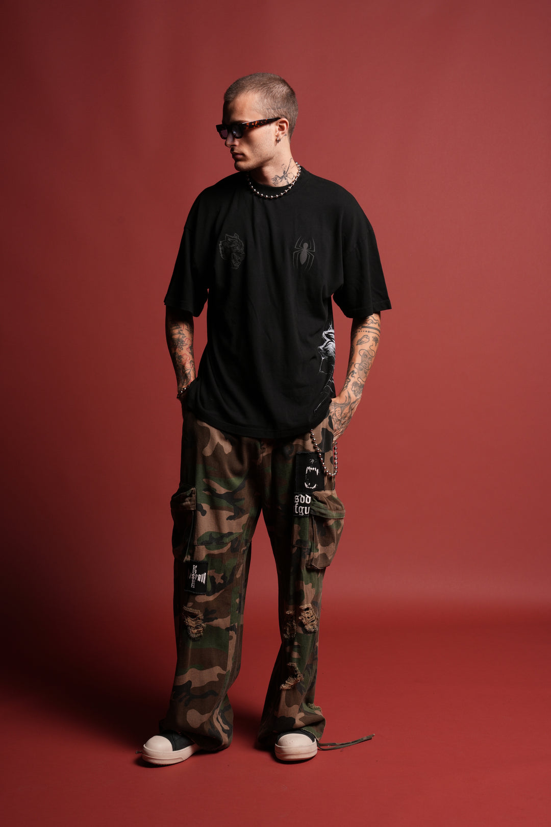 Night Spider Side-By-Side Series Premium Oversized Tee in Black