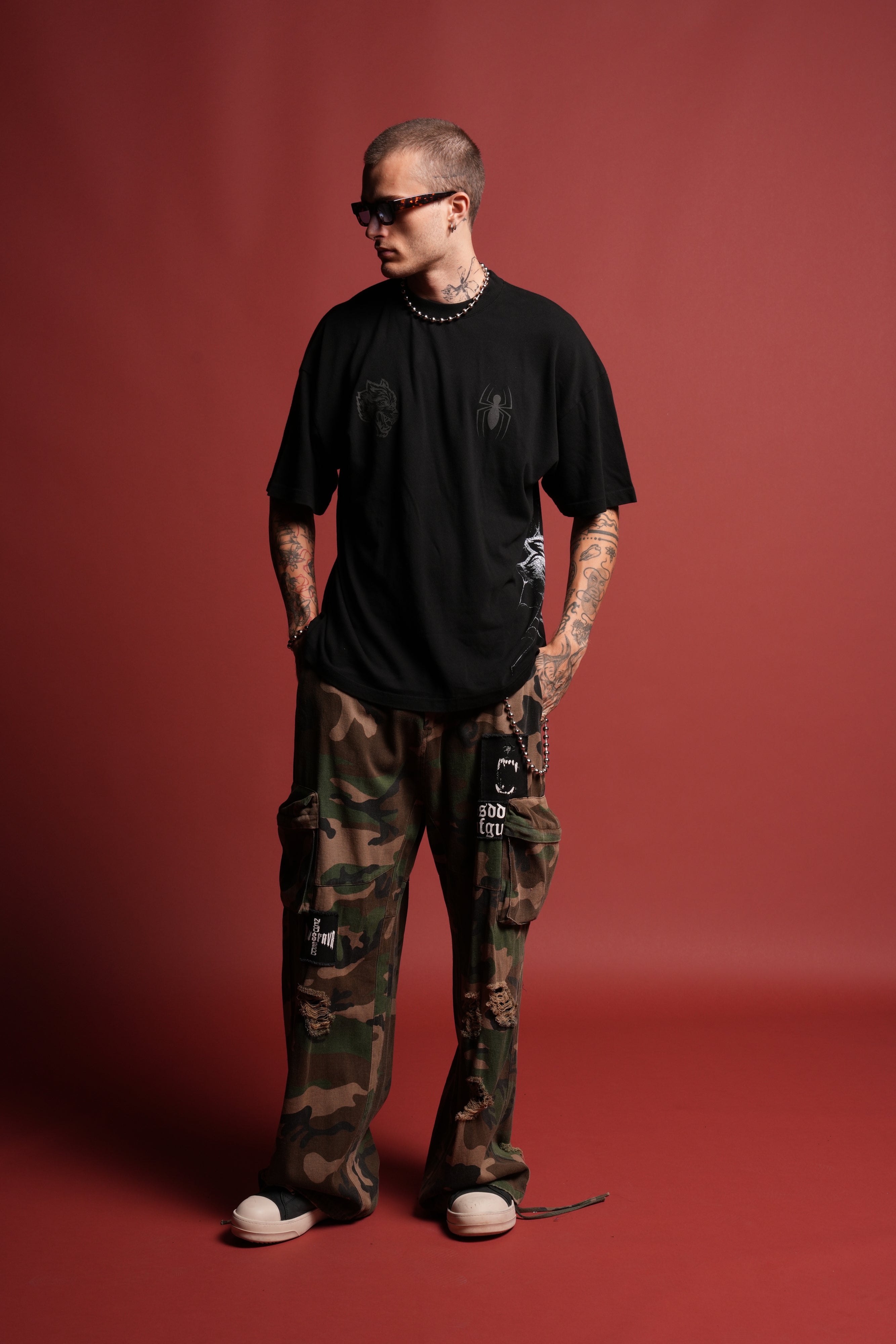 Night Spider Side-By-Side Series Premium Oversized Tee in Black