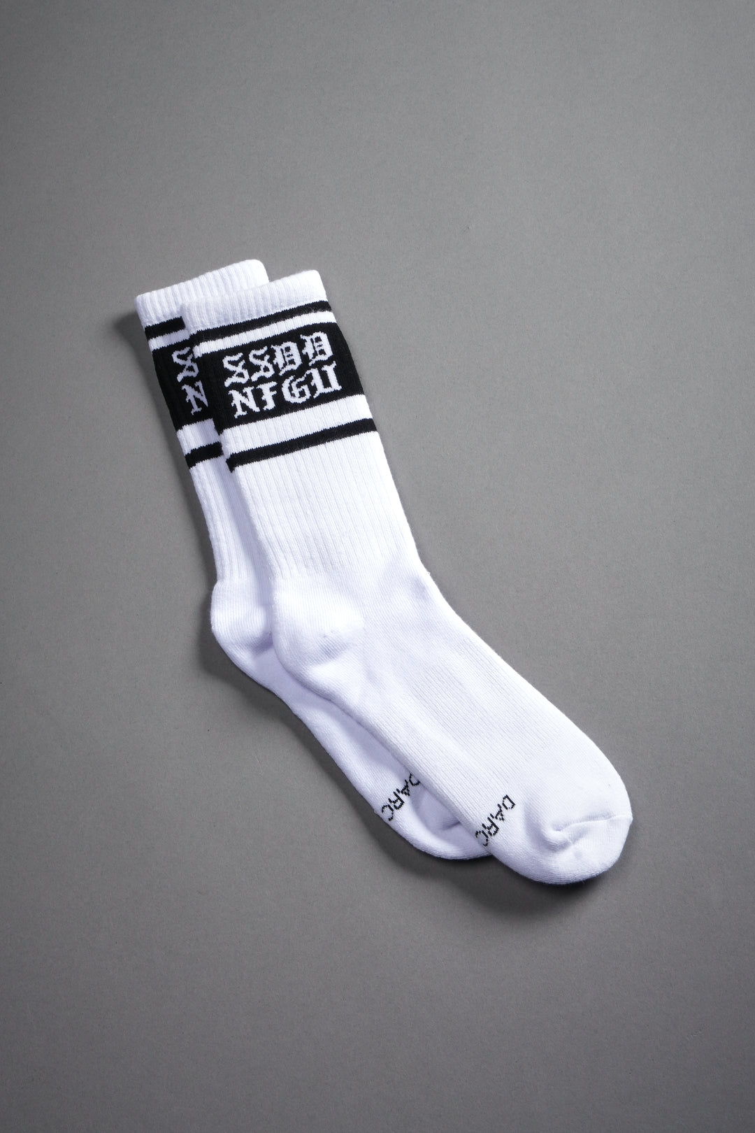 SSDD Classic Socks in White/Black/Black