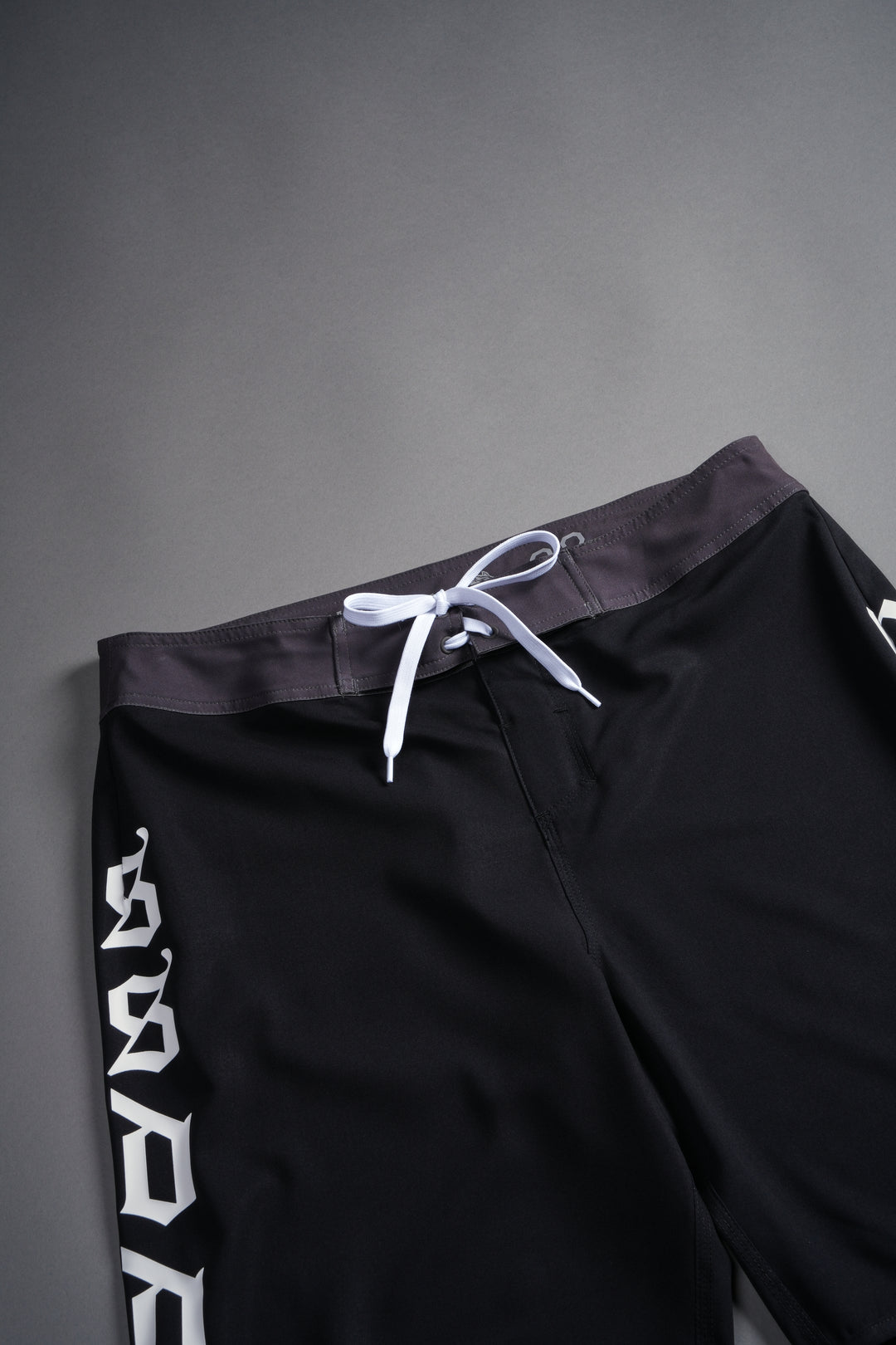 SSDDNFGU No Weapon Stage Shorts in Wolf Gray/Black