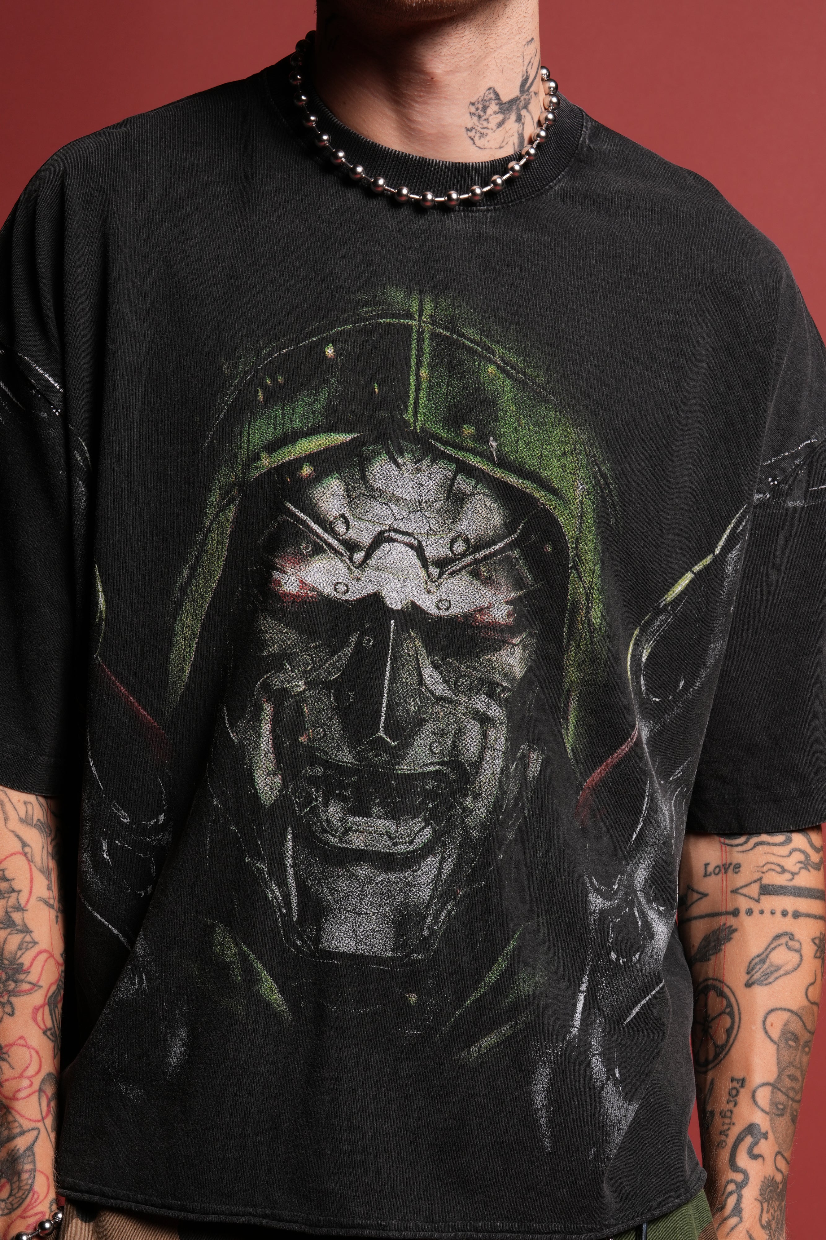 Doom Defiant Grunge Raw Hem Box Cut Tee in Black