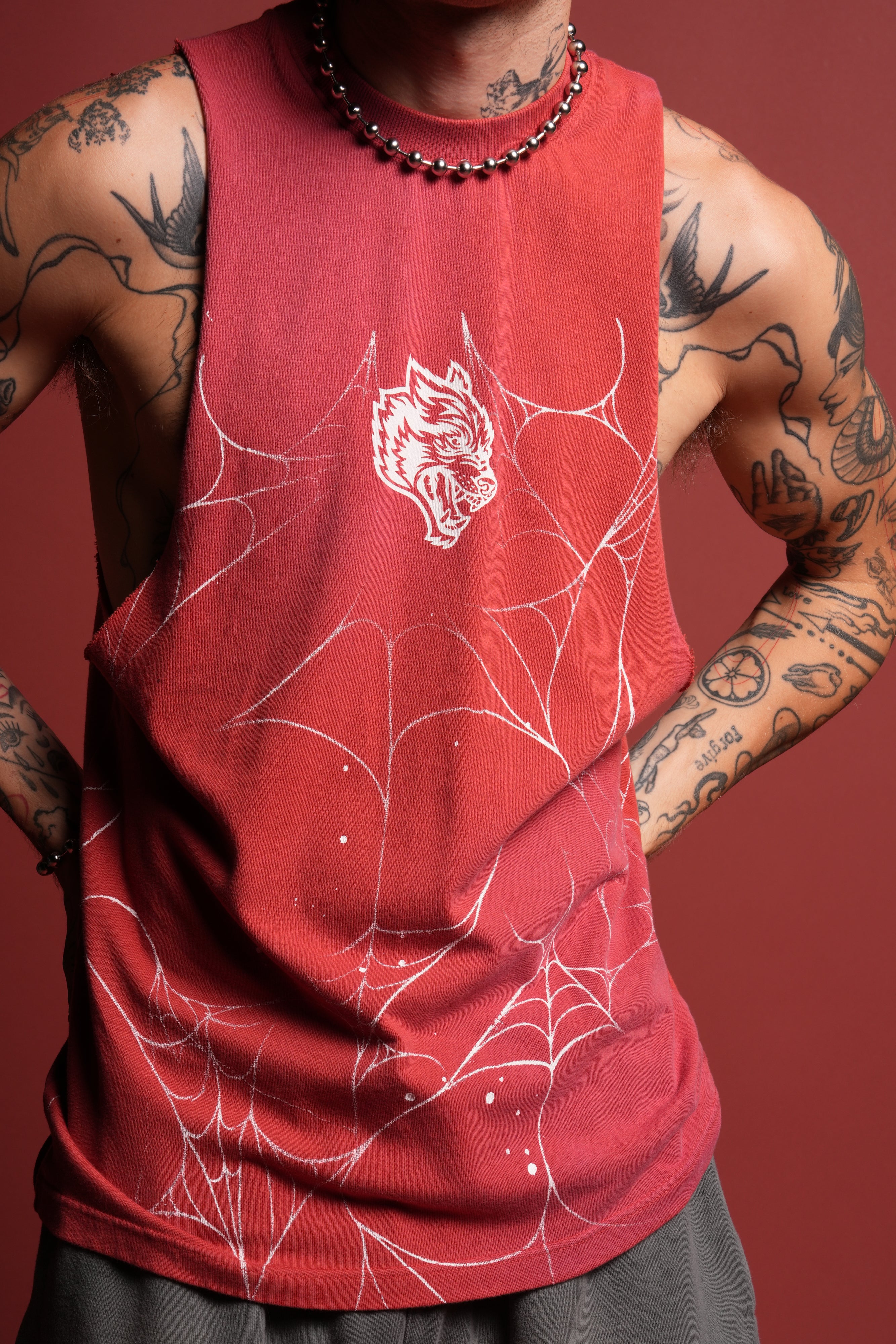Web Chopper Tommy Muscle Tee in Roman Red Sun Fade