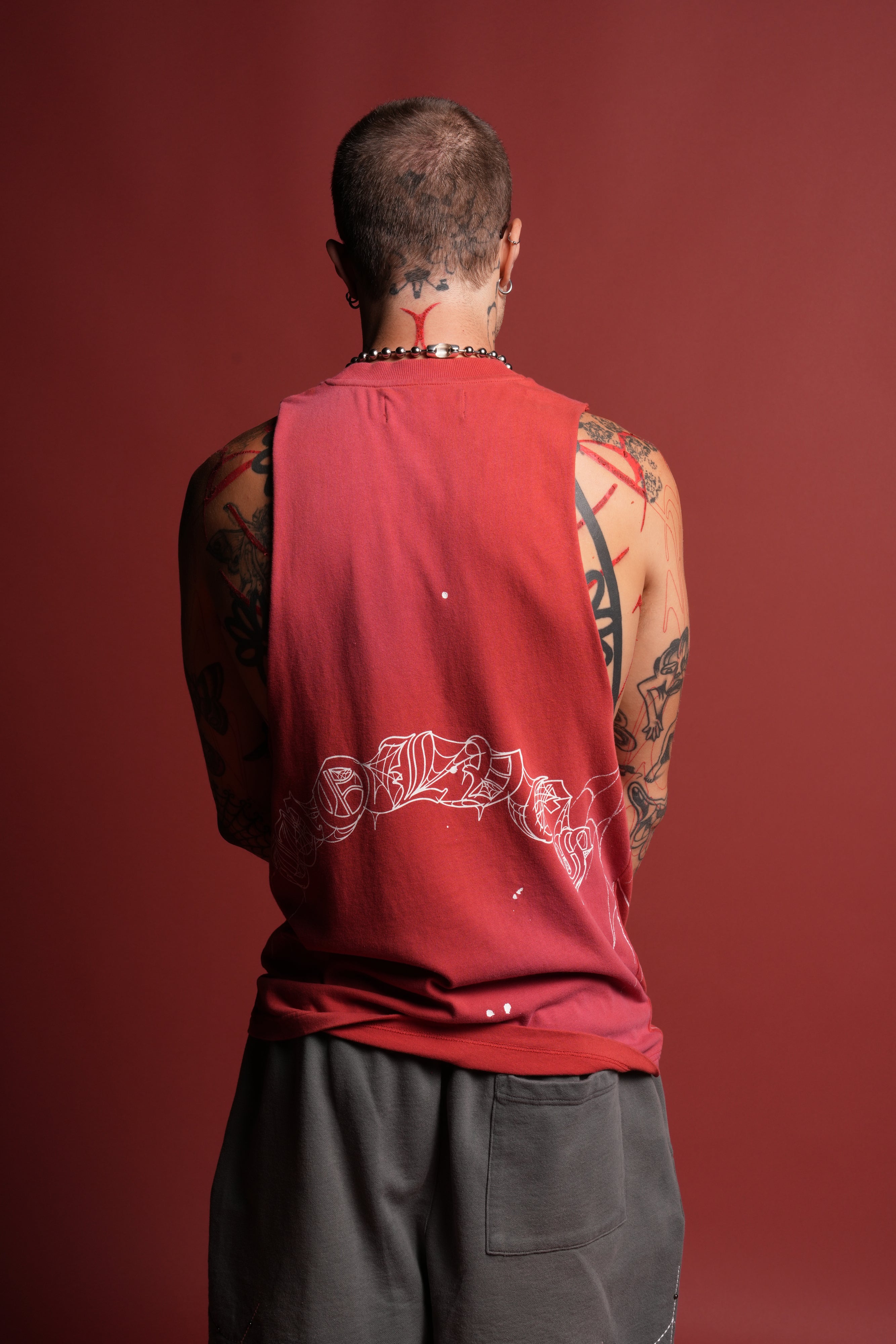 Web Chopper Tommy Muscle Tee in Roman Red Sun Fade
