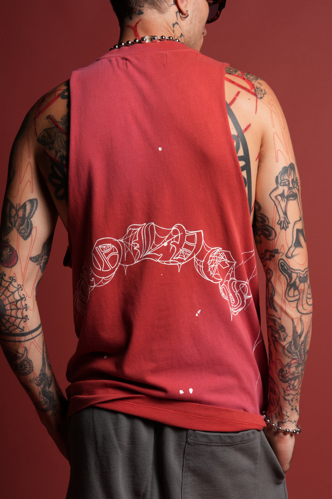 Web Chopper Tommy Muscle Tee in Roman Red Sun Fade