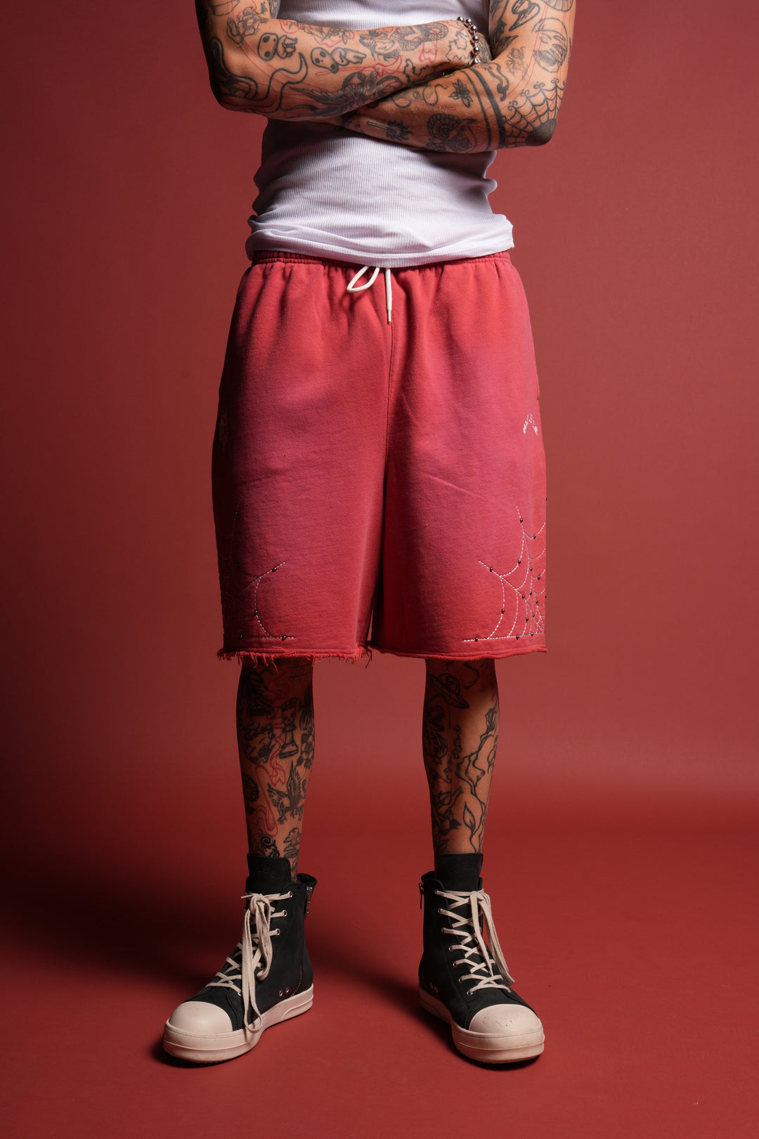 Sashiko Webs Grunge Brock Sweat Short in Roman Red Sun Fade