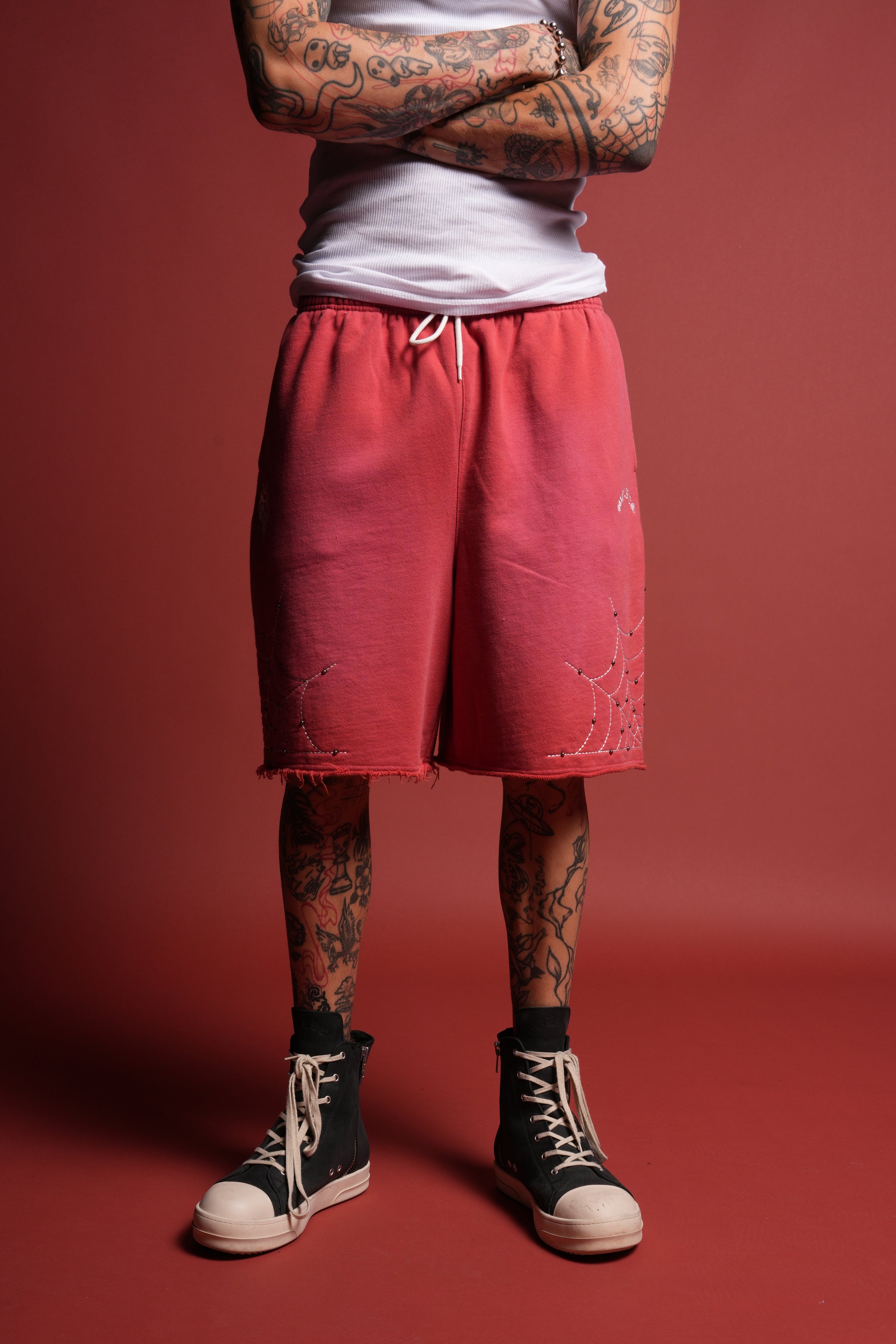 Sashiko Webs Grunge Brock Sweat Short in Roman Red Sun Fade