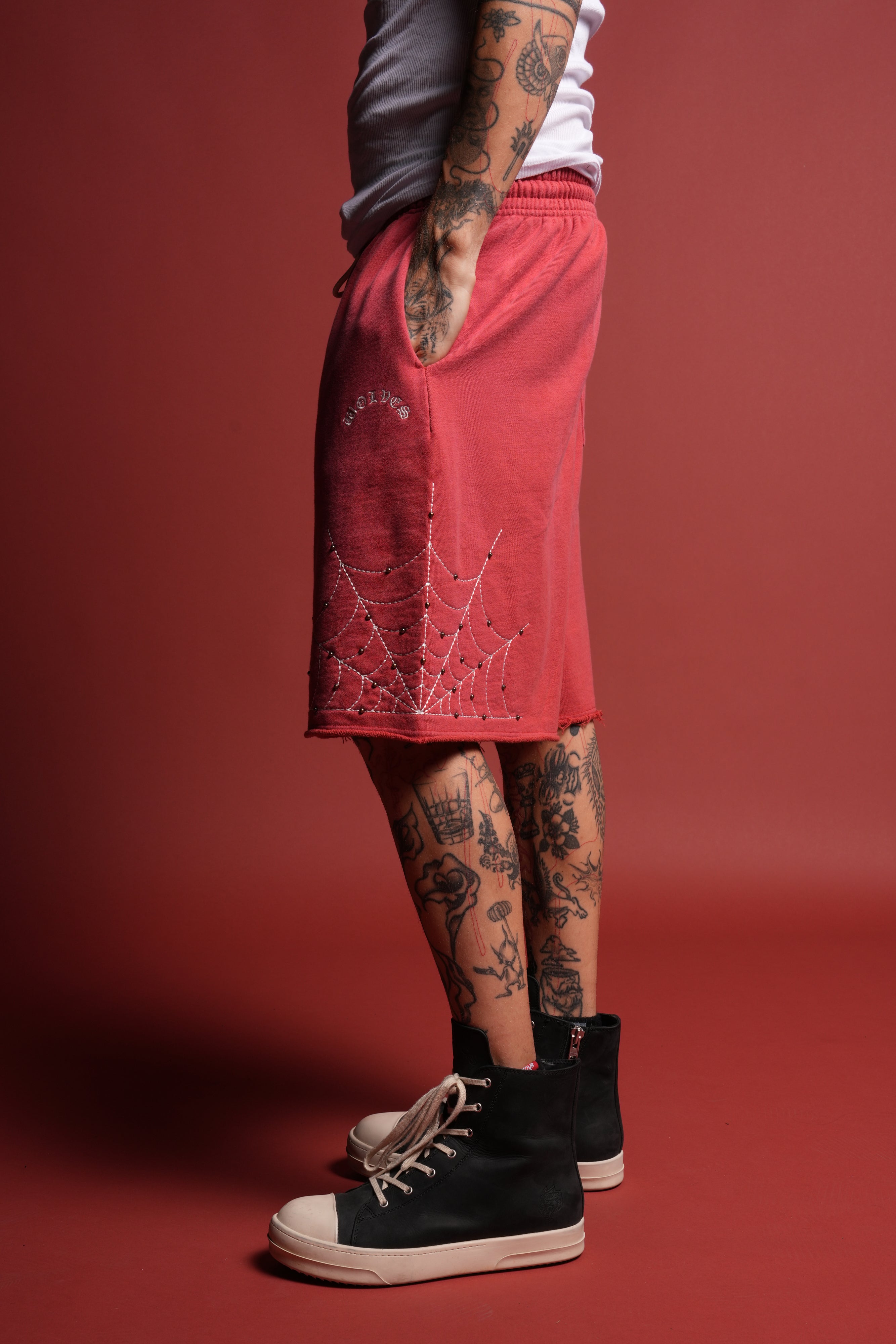Sashiko Webs Grunge Brock Sweat Short in Roman Red Sun Fade