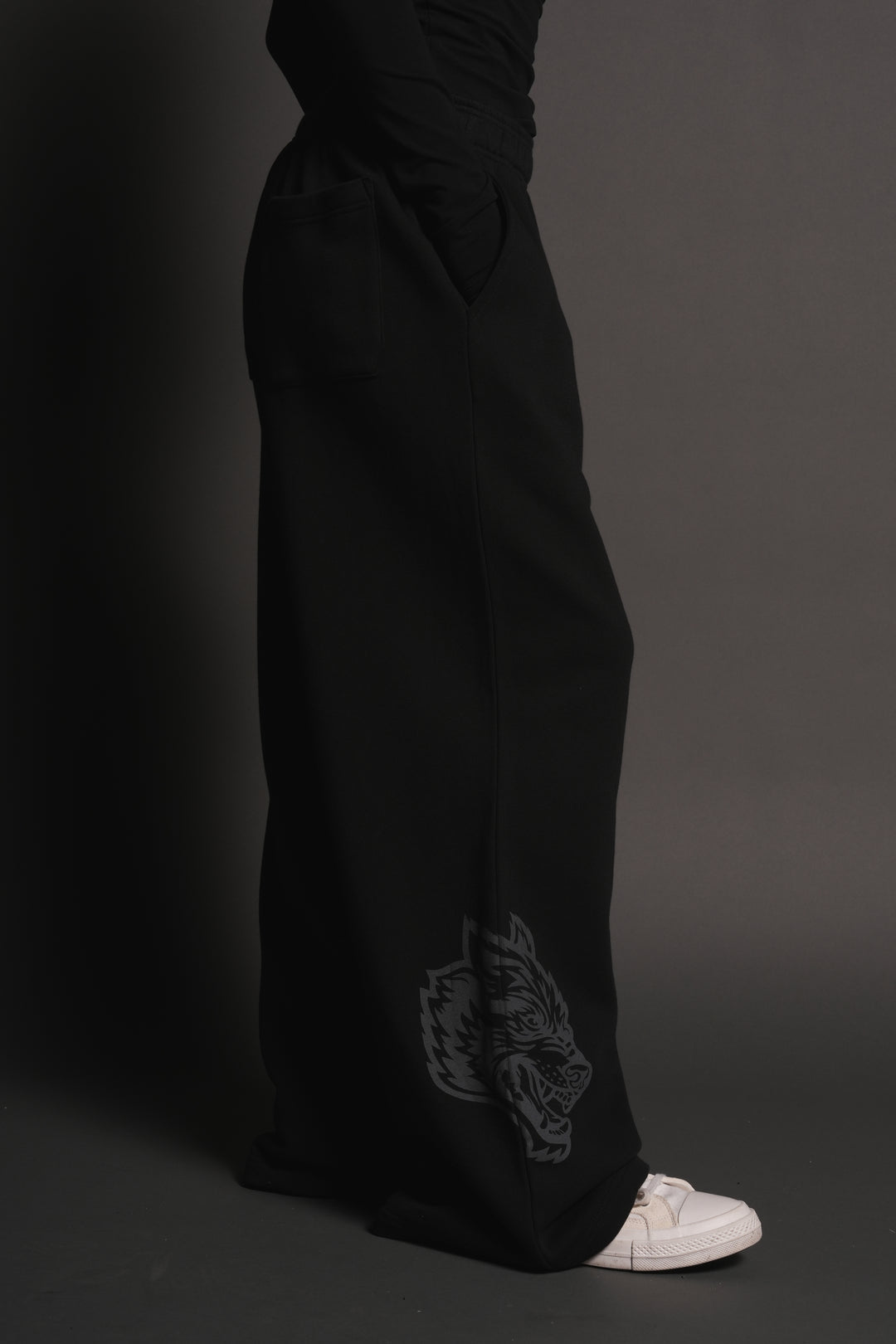 Loyalty Frvr Lennox Sweat Pants in Black