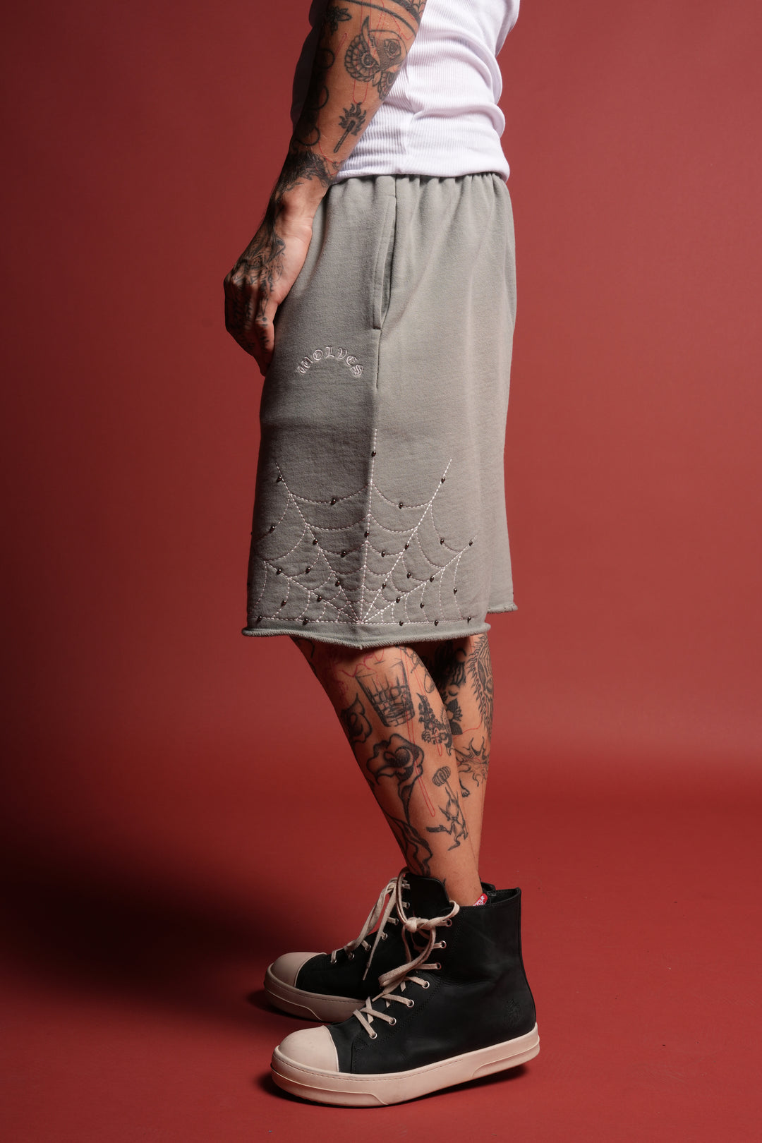 Sashiko Webs Grunge Brock Sweat Short in Owen Green Sun Fade