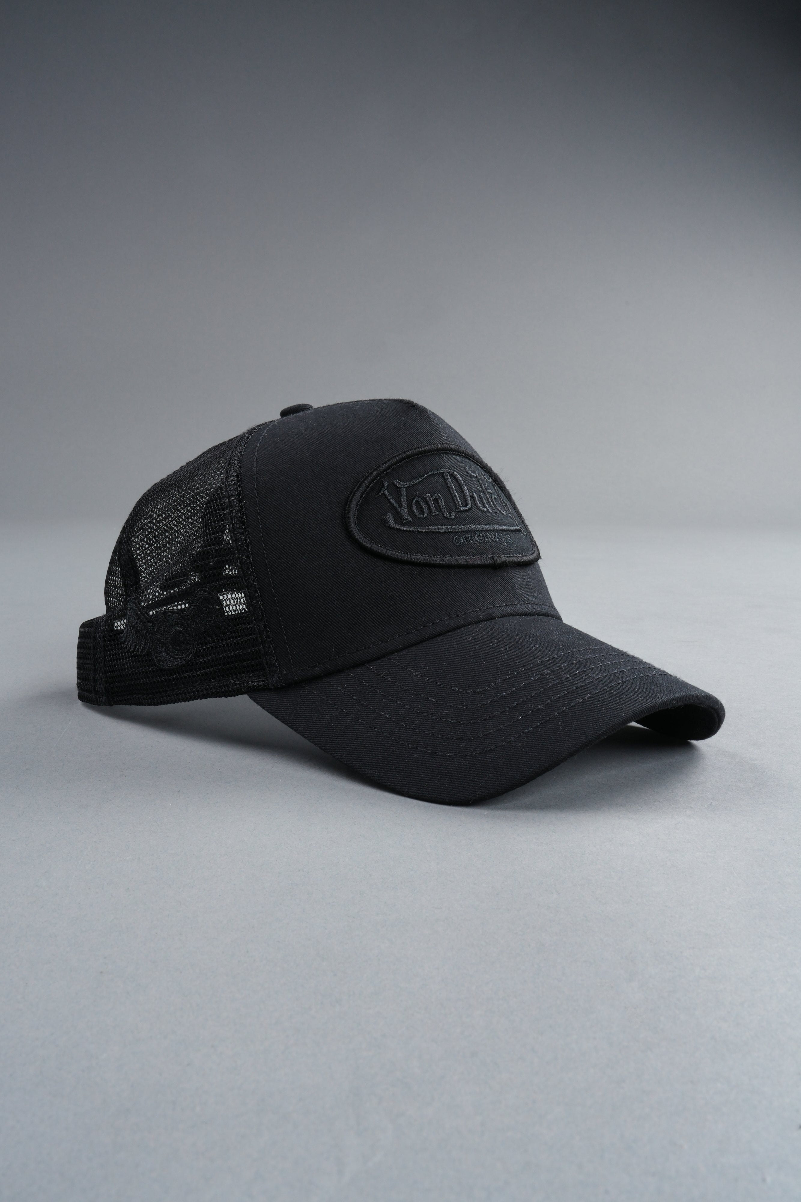 即完売 新品 DARC SPORT X VON DUTCH DAD HAT DARC VON DUTCH NOW AVAILABLE All pieces numbered and limited. SSDDNFGU