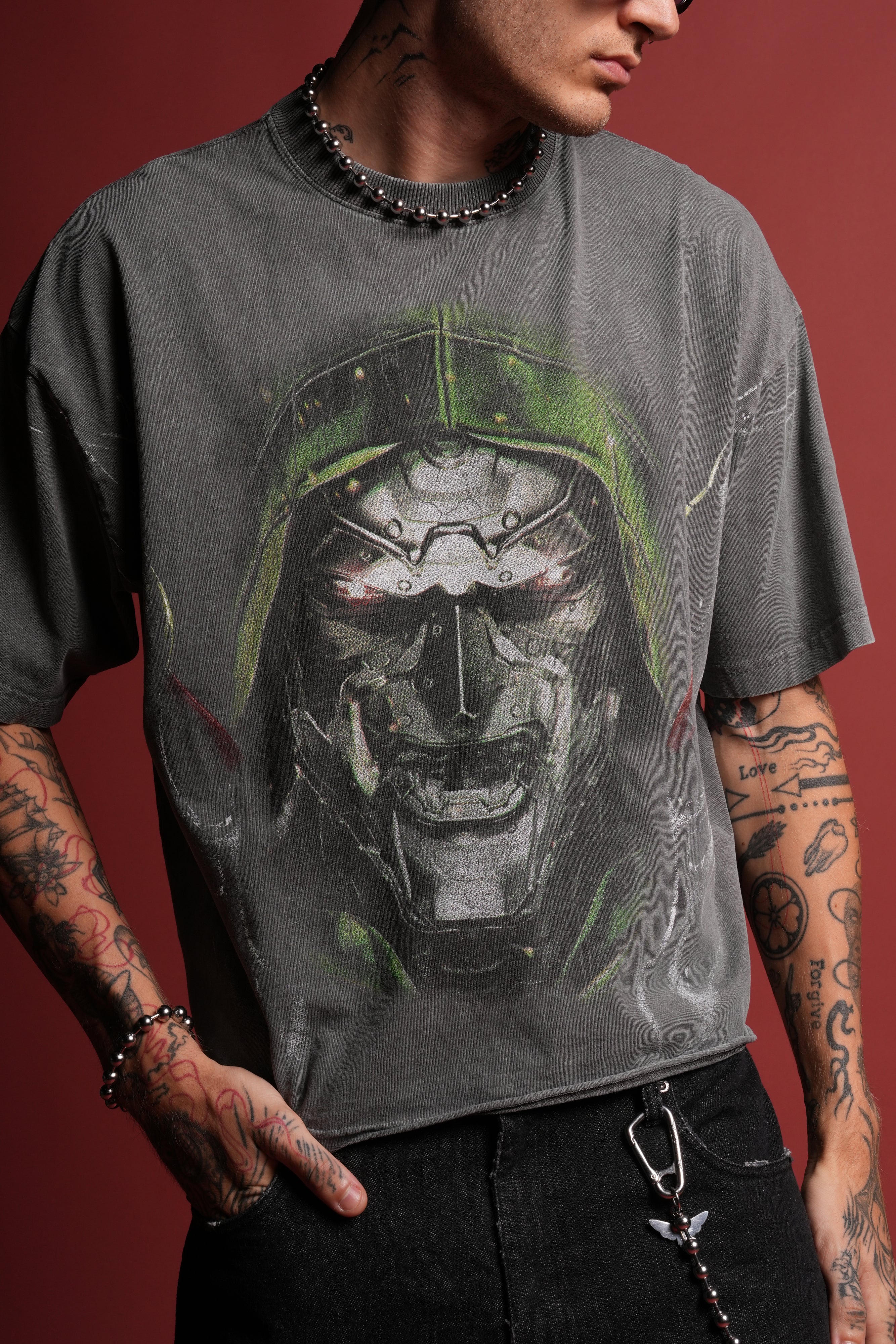 Doom Defiant Grunge Raw Hem Box Cut Tee in Wolf Gray