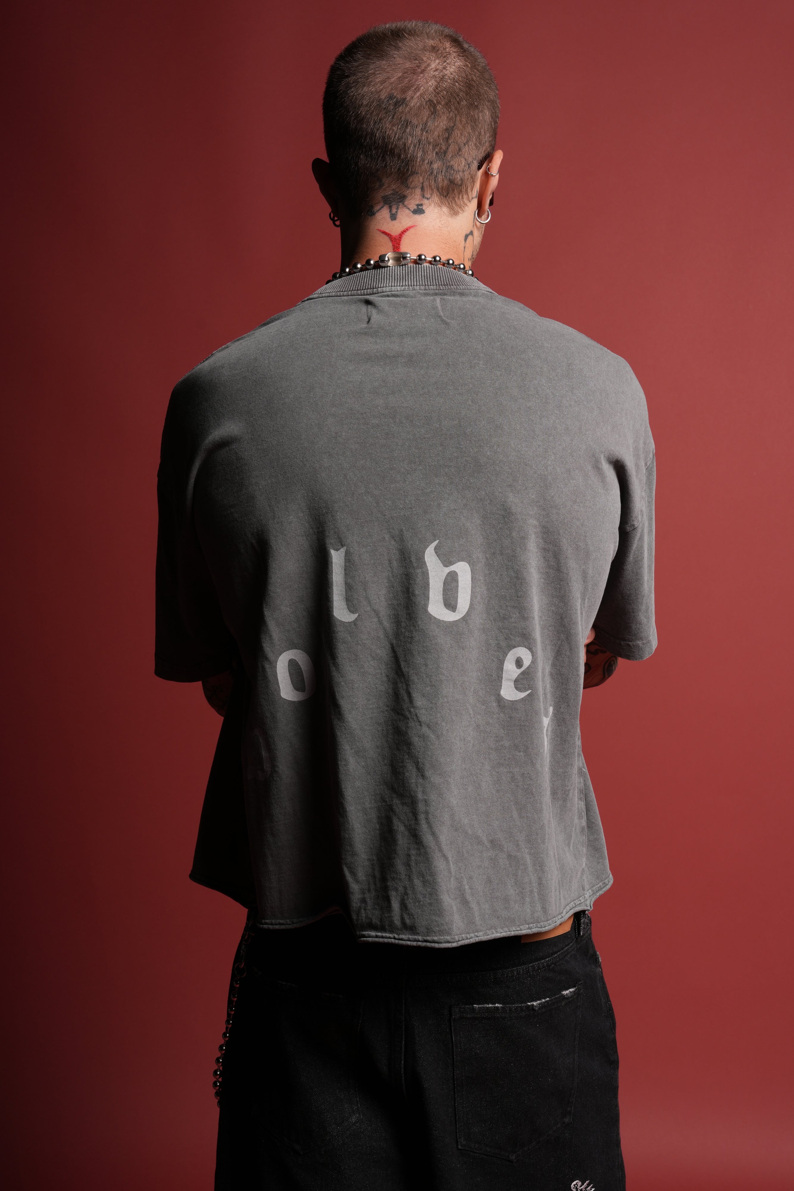 Doom Defiant Grunge Raw Hem Box Cut Tee in Wolf Gray