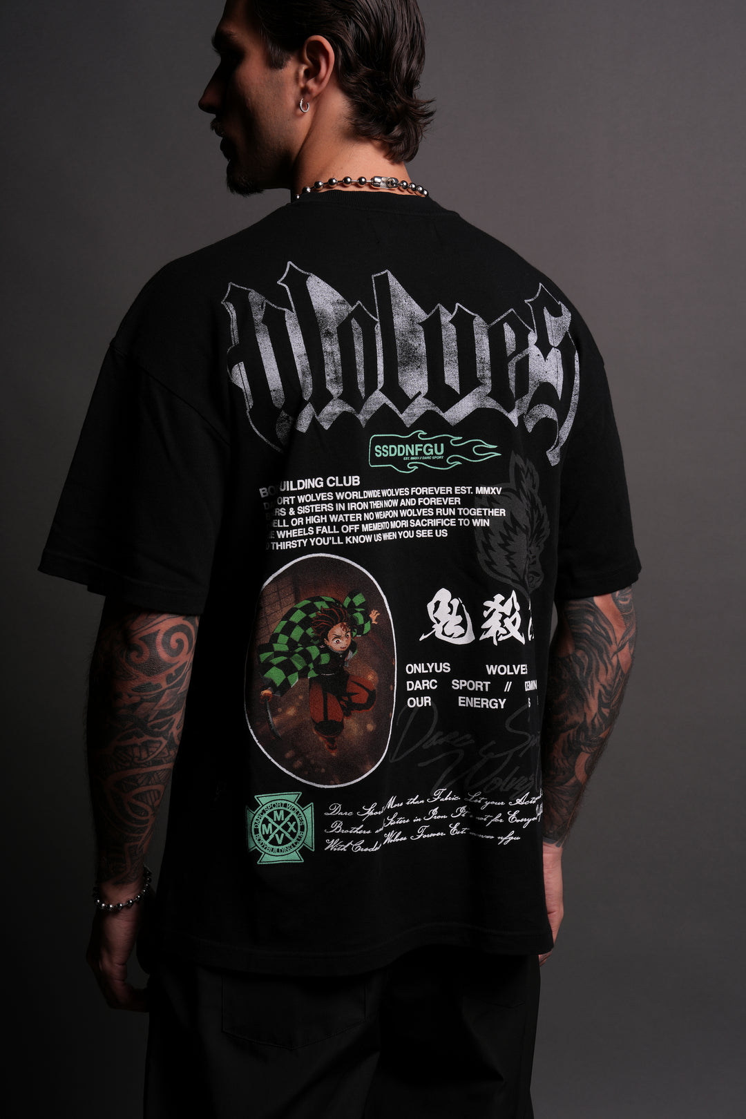 Falling "Premium" Oversized Tee in Black