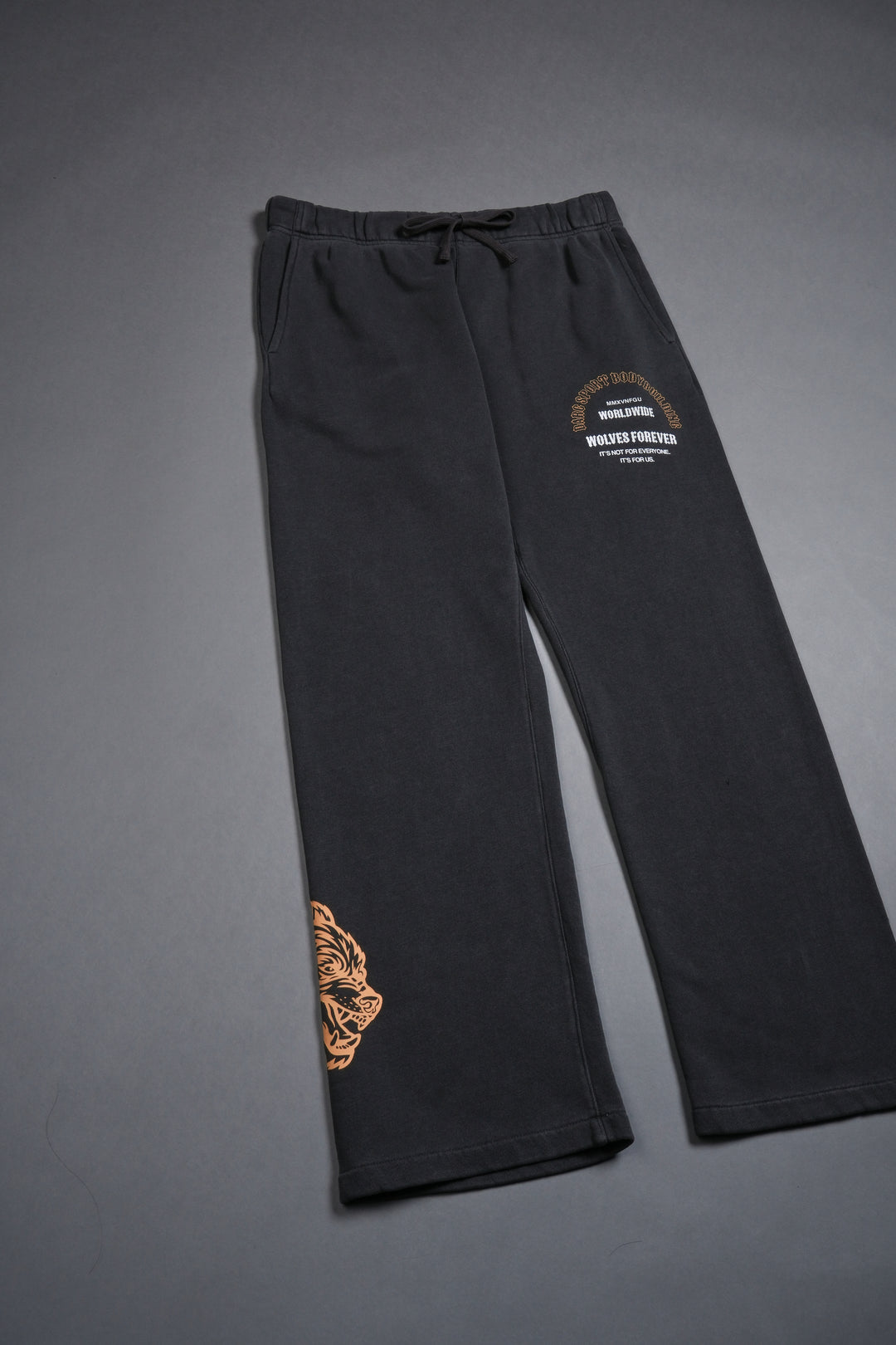 Iron Wolves Bigelow Sweat Pants in Wolf Gray