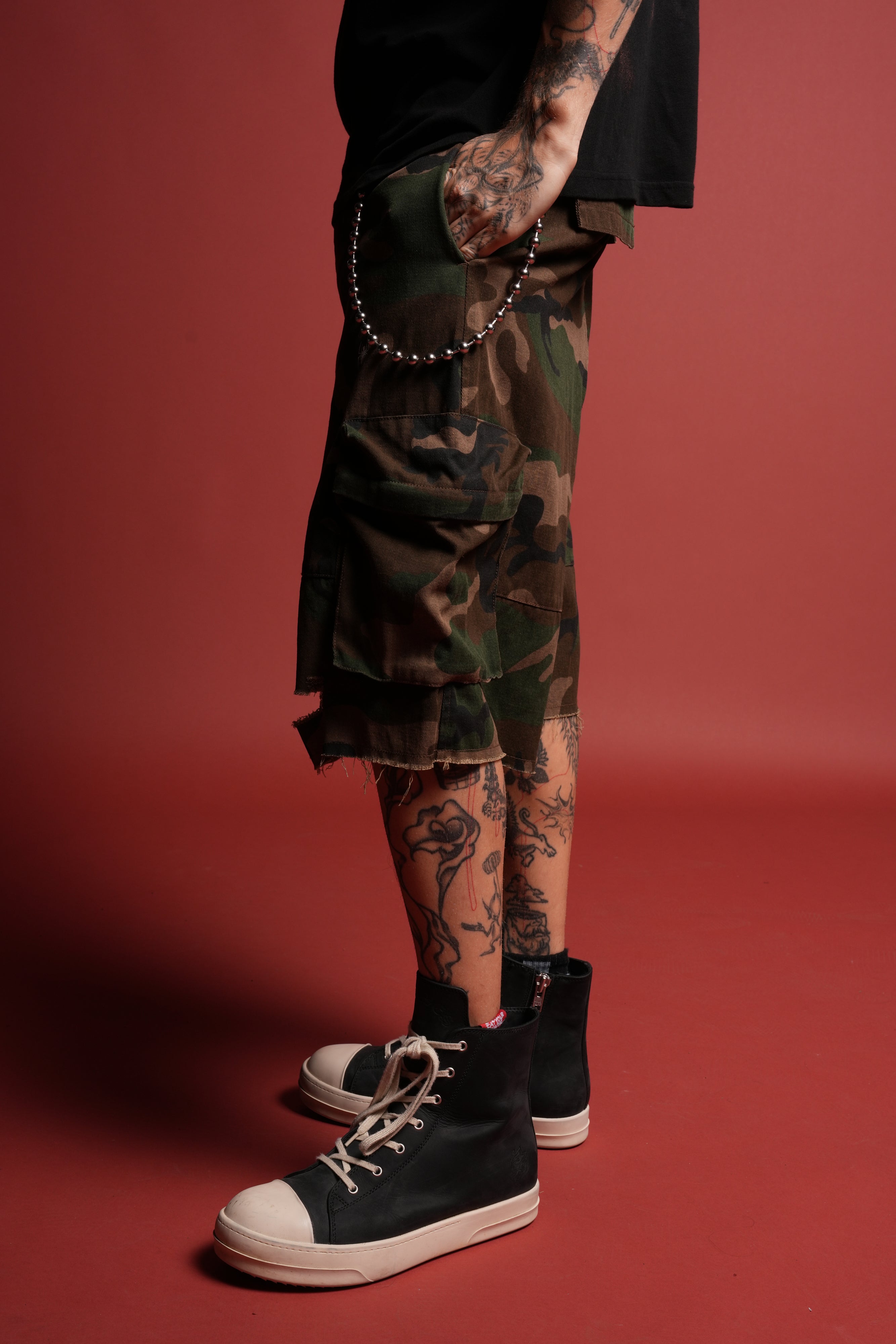 Little Webs Duke Cargo Shorts in Woodland Camo