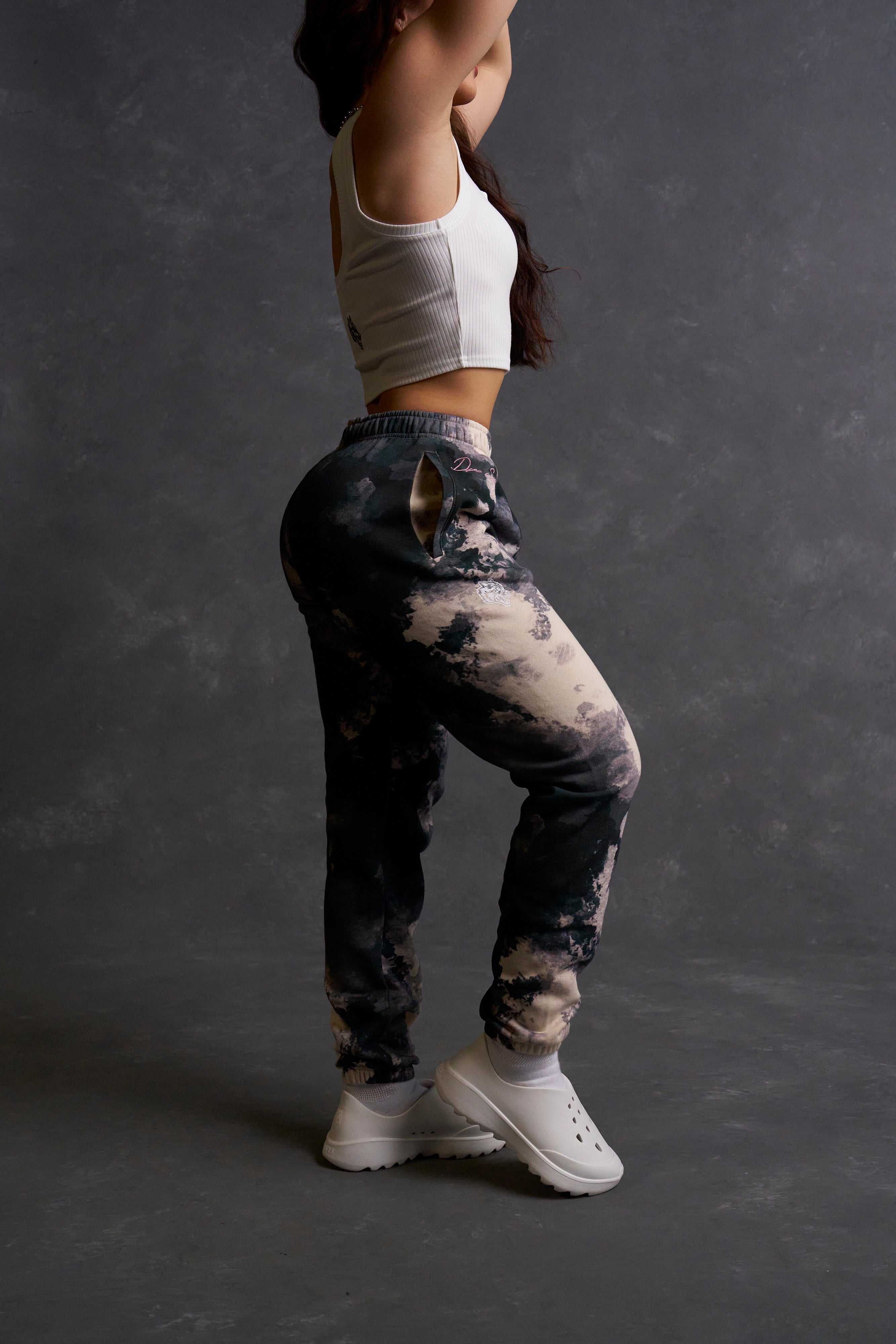 The Power Post Lounge Unisex Sweats in Sandstorm Marble Wash