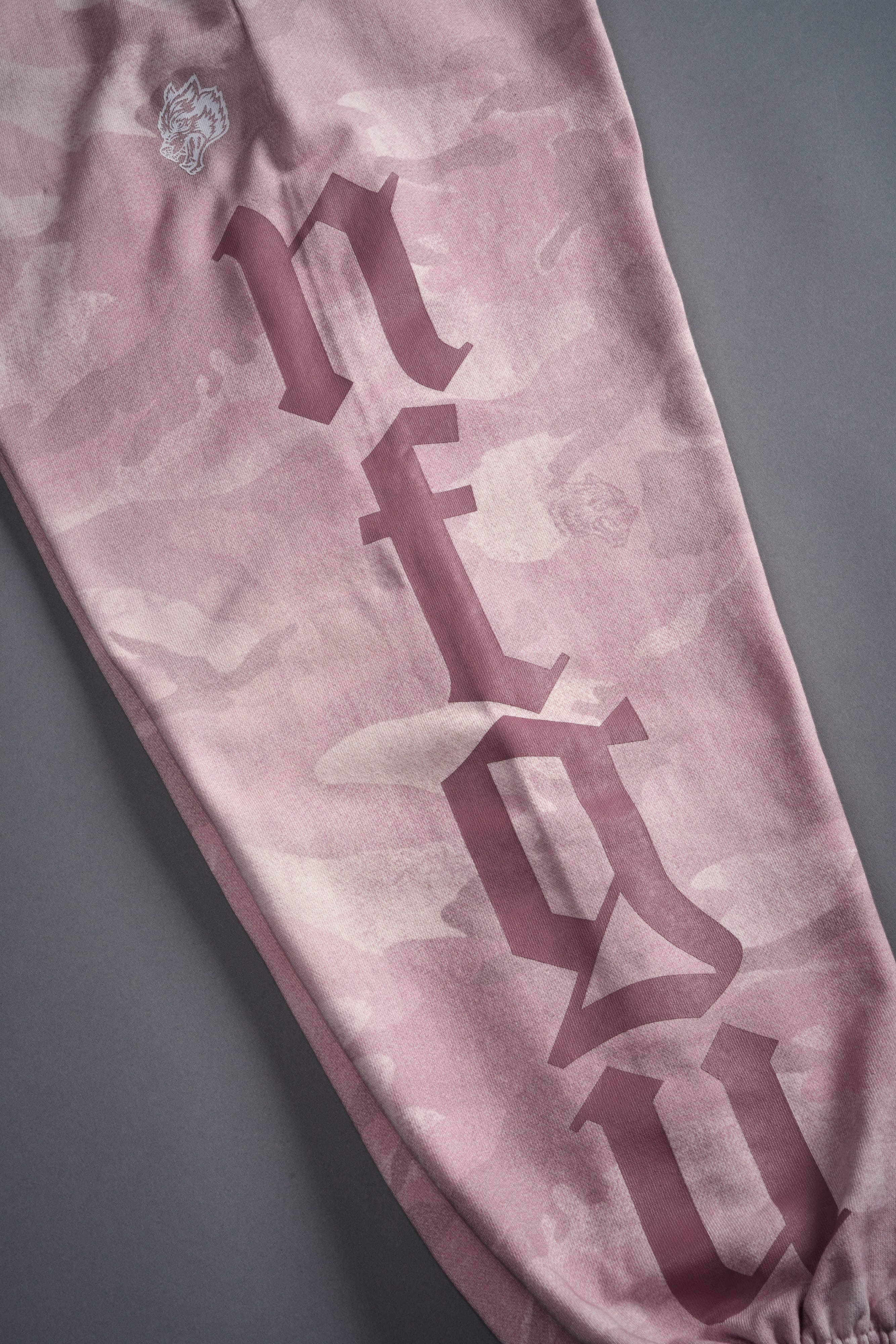 Our Mantra Unisex Lounger Sweat Pants in Blush Vintage Woodland Camo