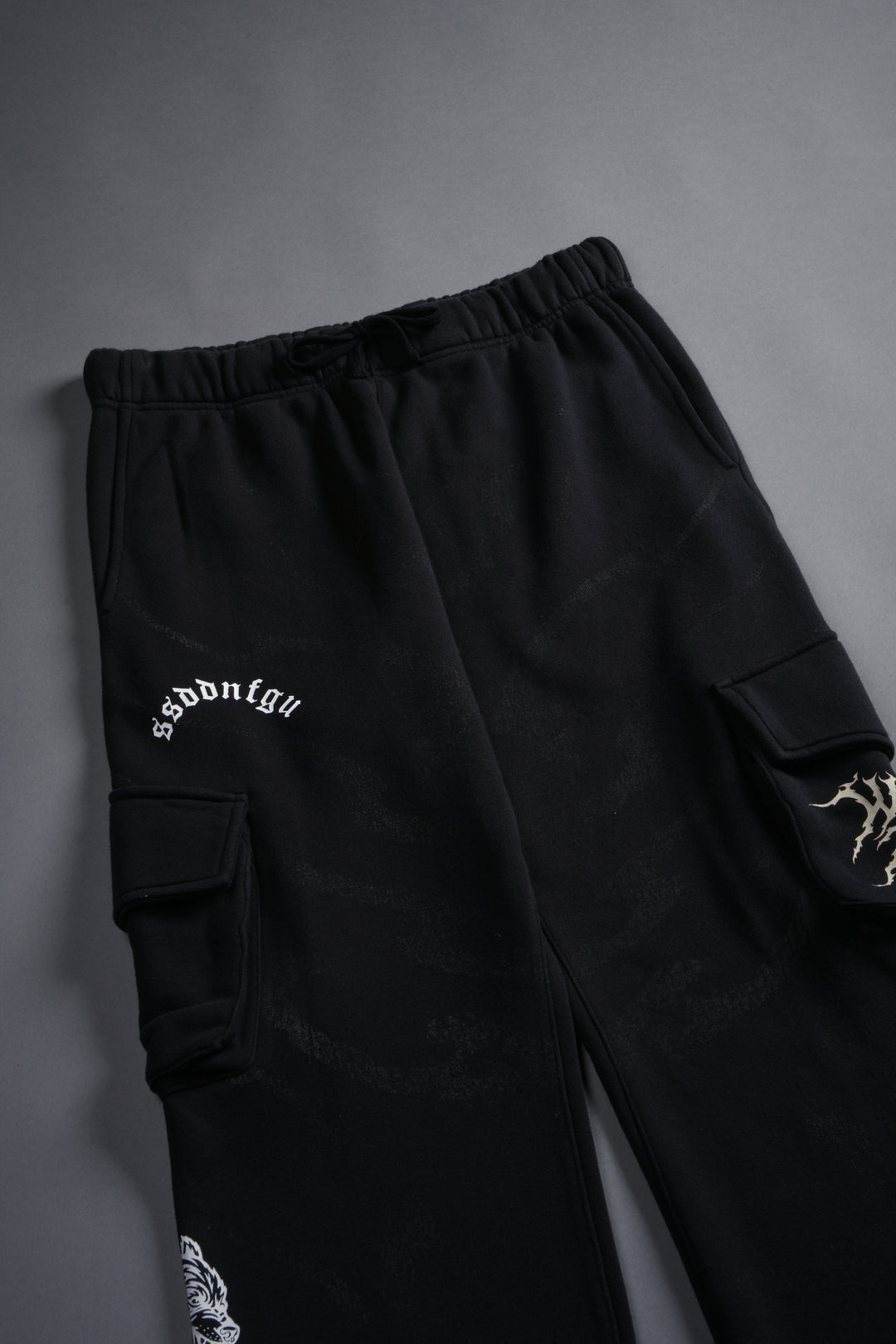 Darc Inferno Bigelow Cargo Sweat Pants in Black
