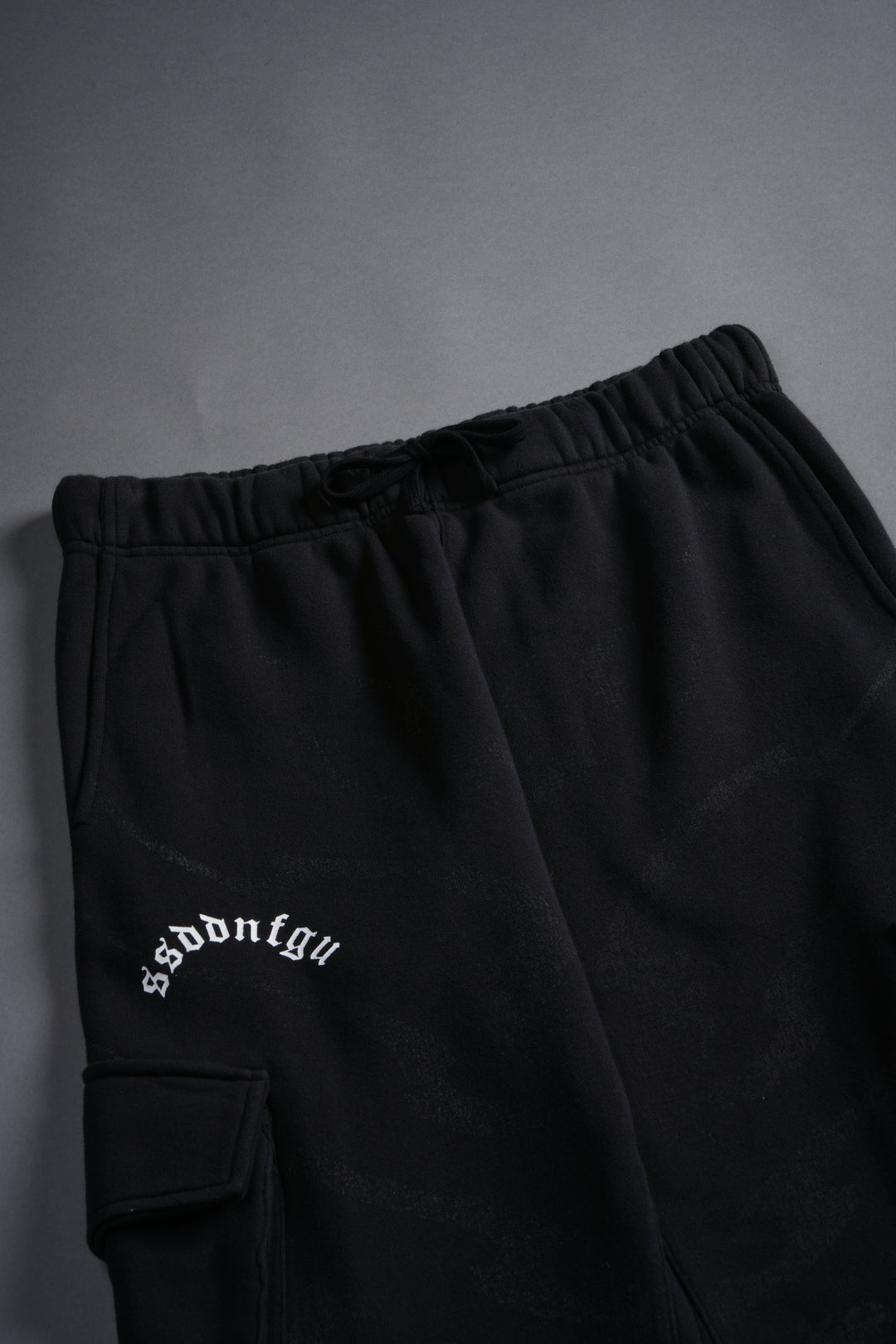Darc Inferno Bigelow Cargo Sweat Pants in Black