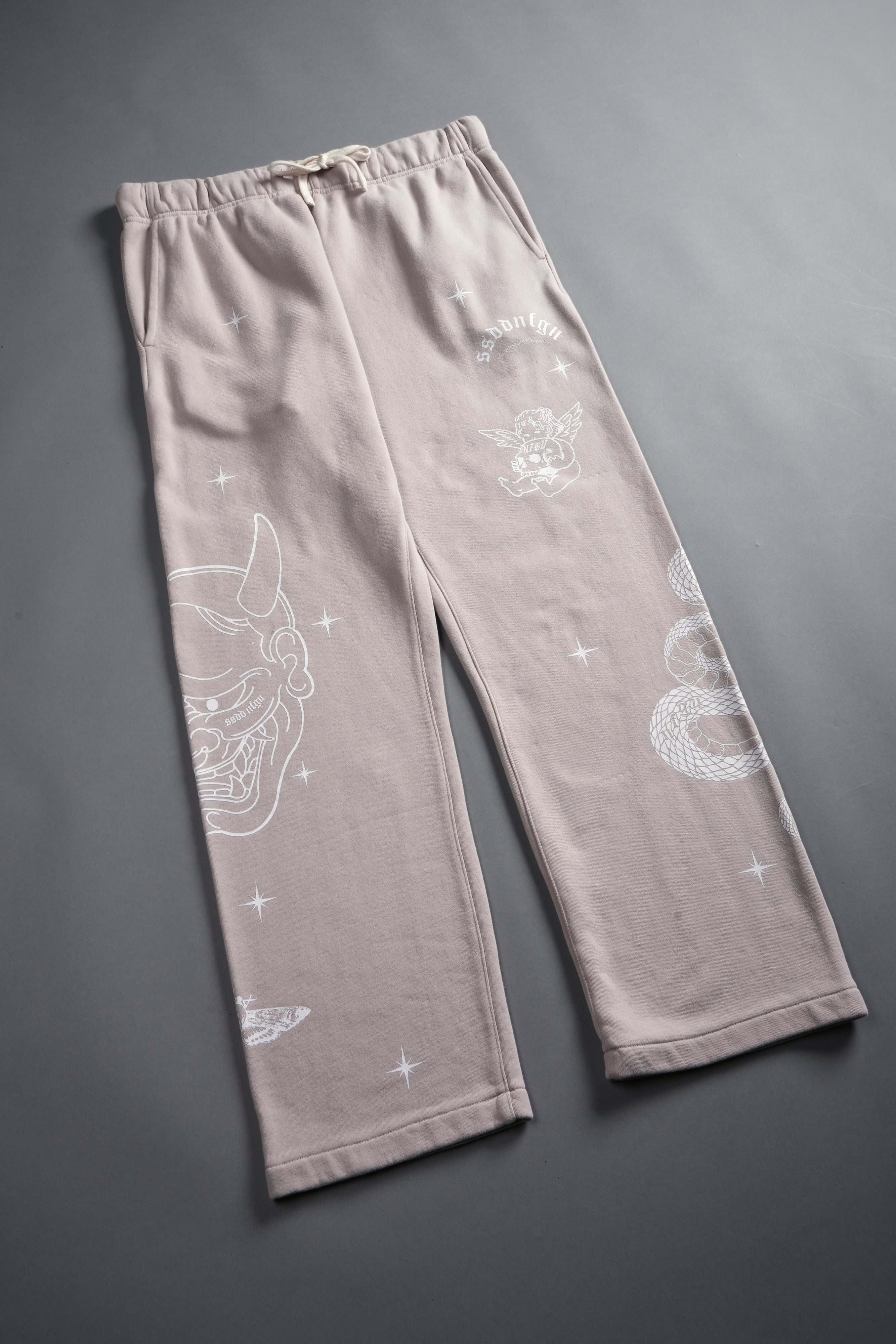 Oni Wolves Bigelow Cargo Sweat Pants in Clay
