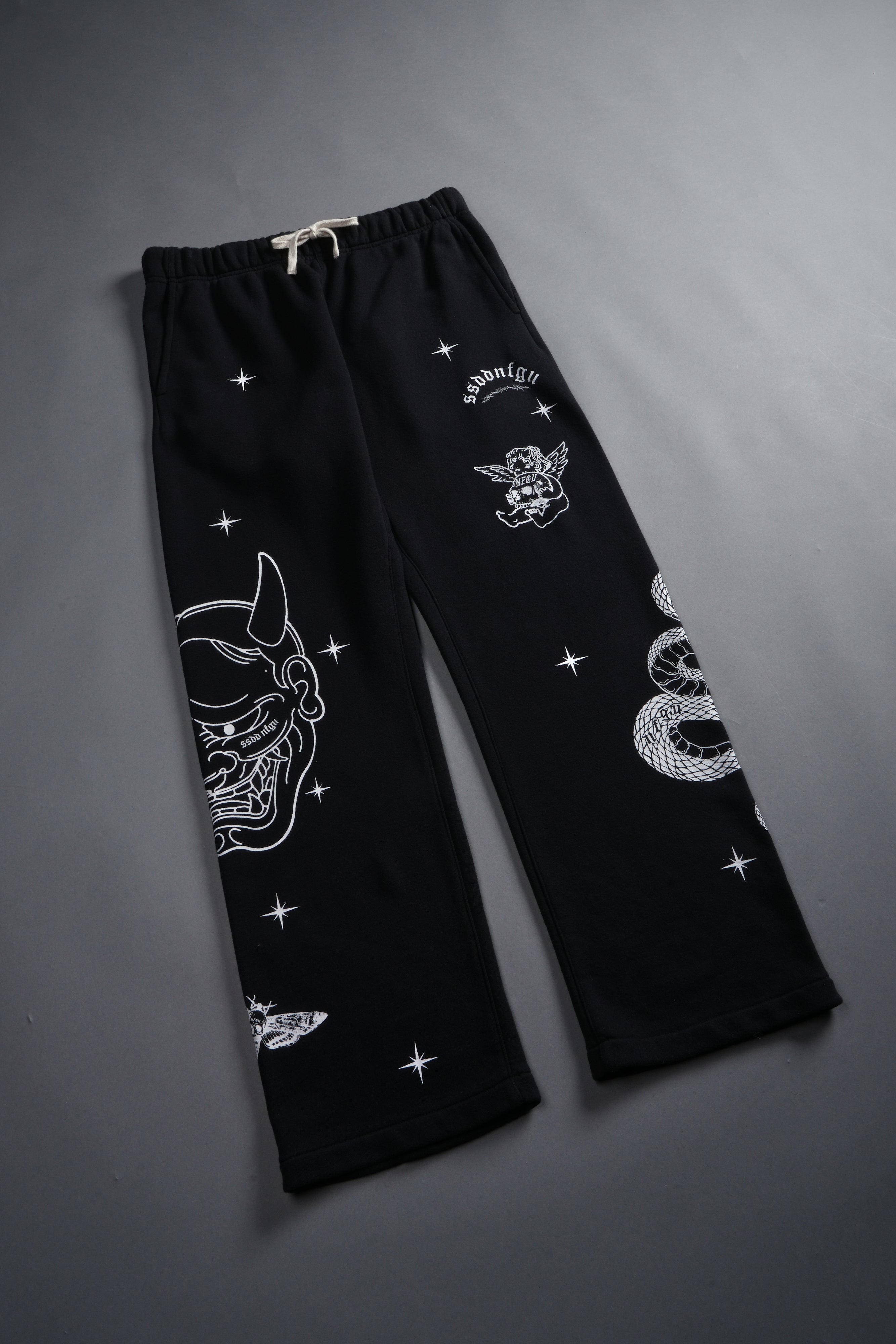 Oni Wolves Bigelow Cargo Sweat Pants in Black