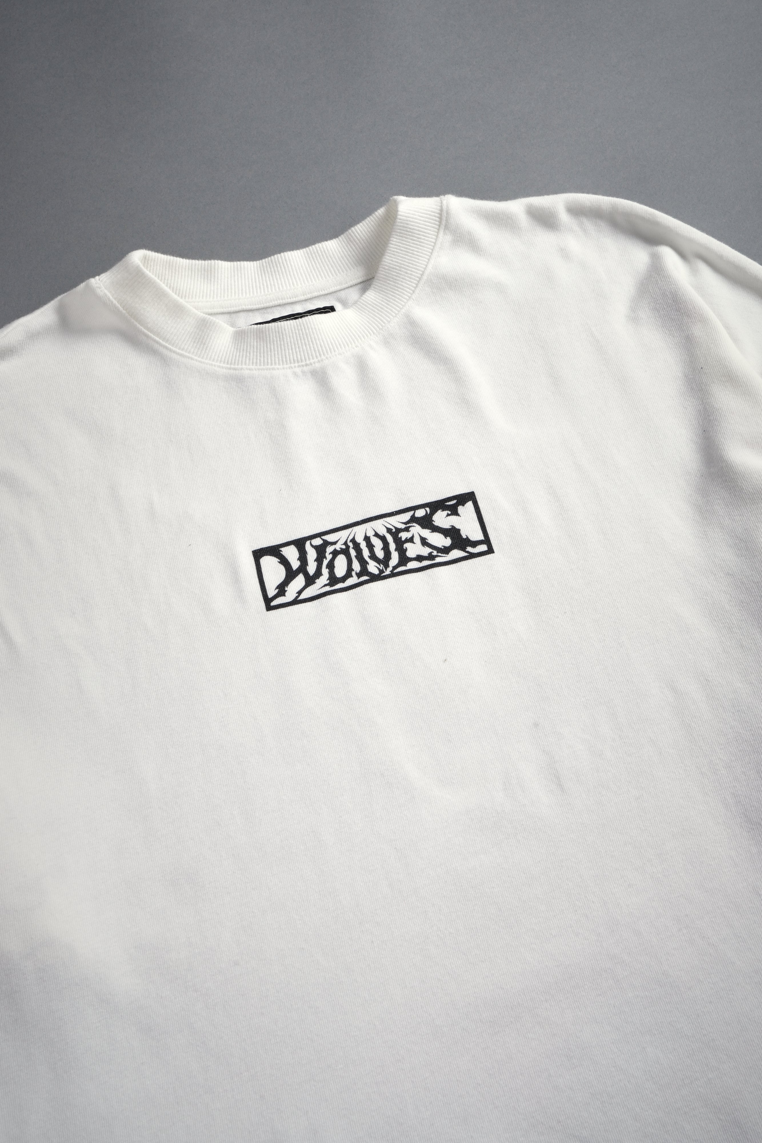 Dark Vigilante 1 Of 500 Premium Oversized Tee in Cream