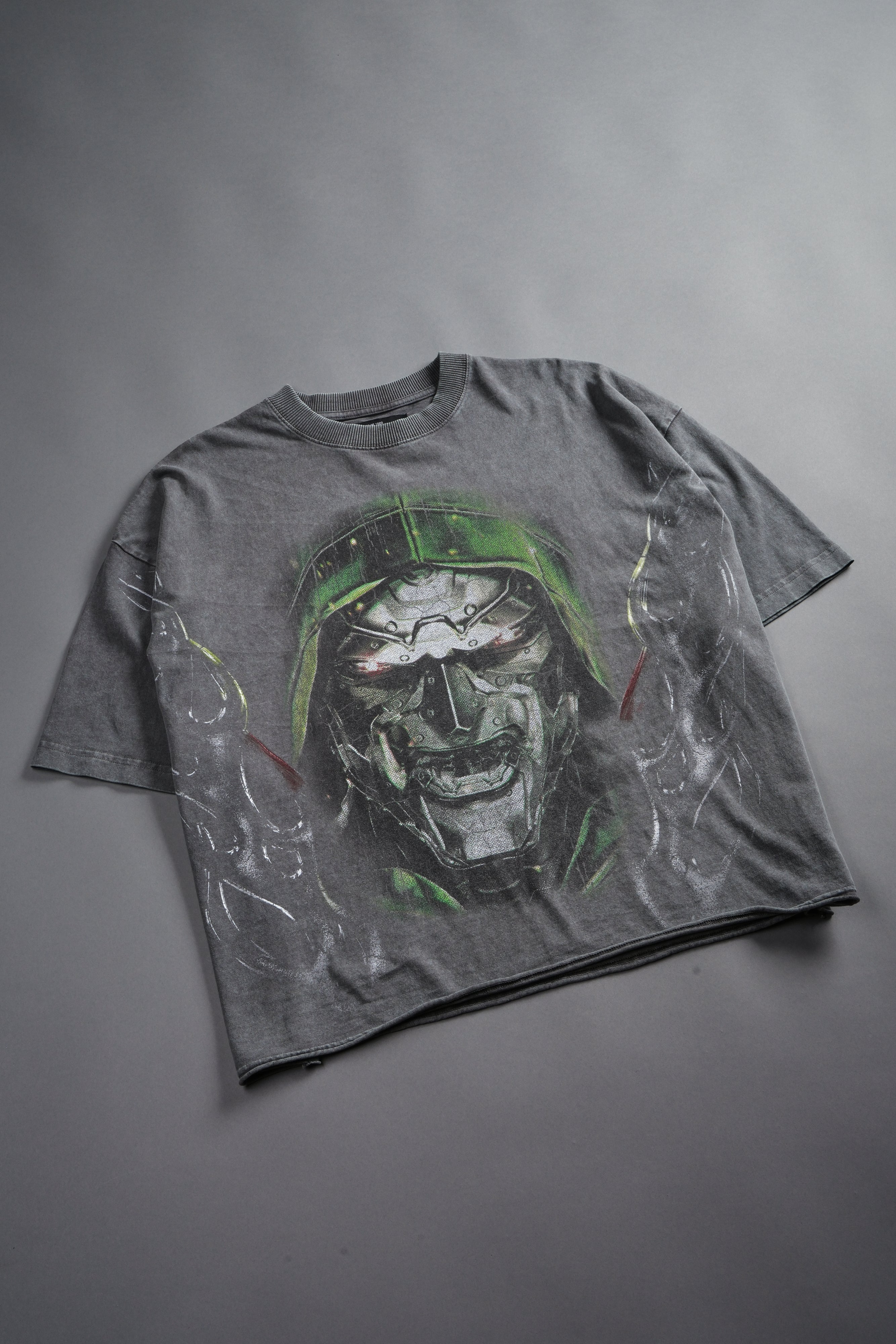 Doom Defiant Grunge Raw Hem Box Cut Tee in Wolf Gray