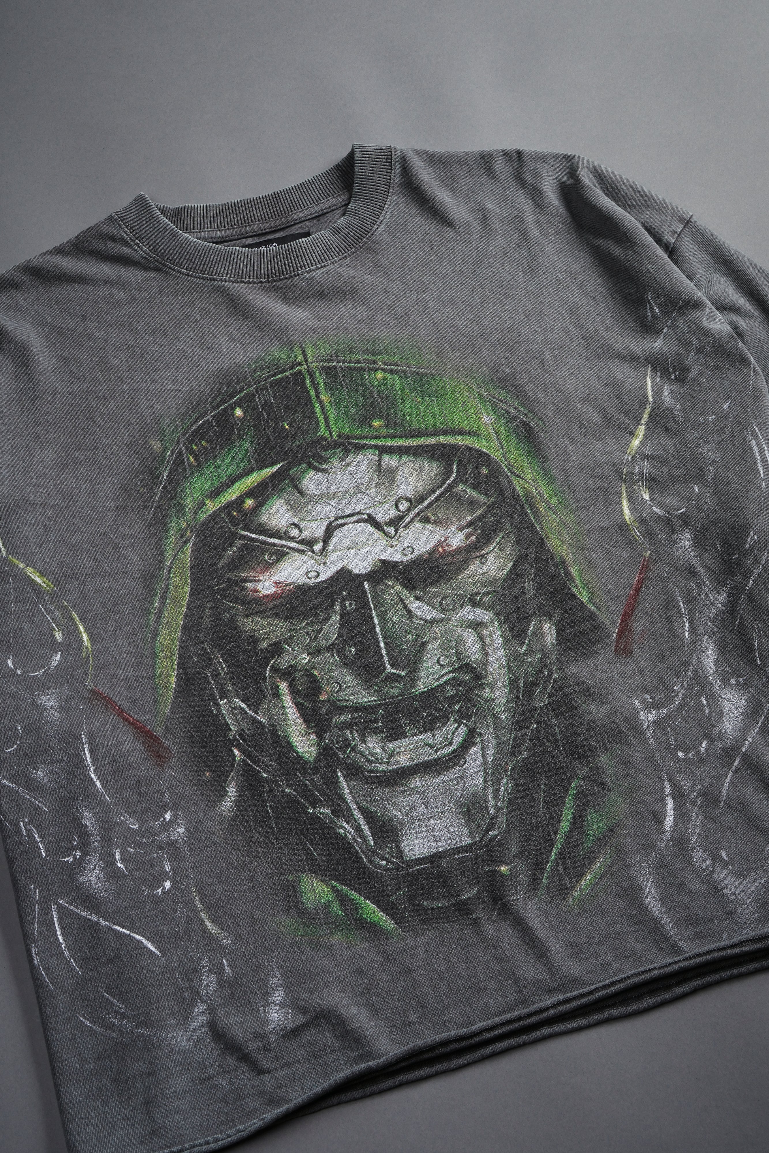 Doom Defiant Grunge Raw Hem Box Cut Tee in Wolf Gray